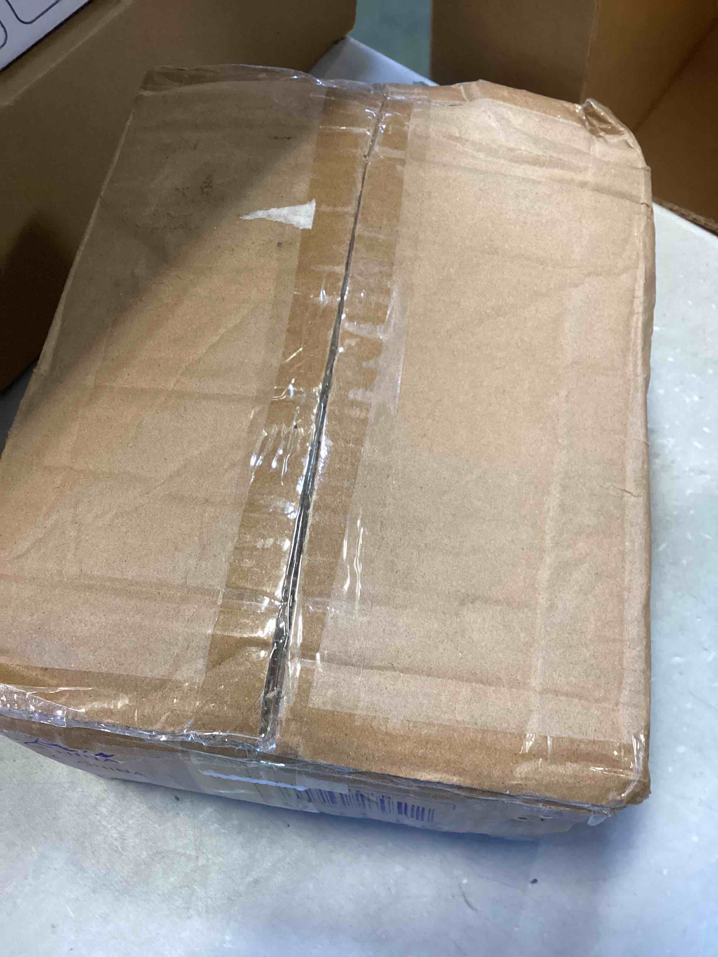 https://s3.amazonaws.com/lotting-images-prod/bidfta/RED6750897_1721394796120.jpeg