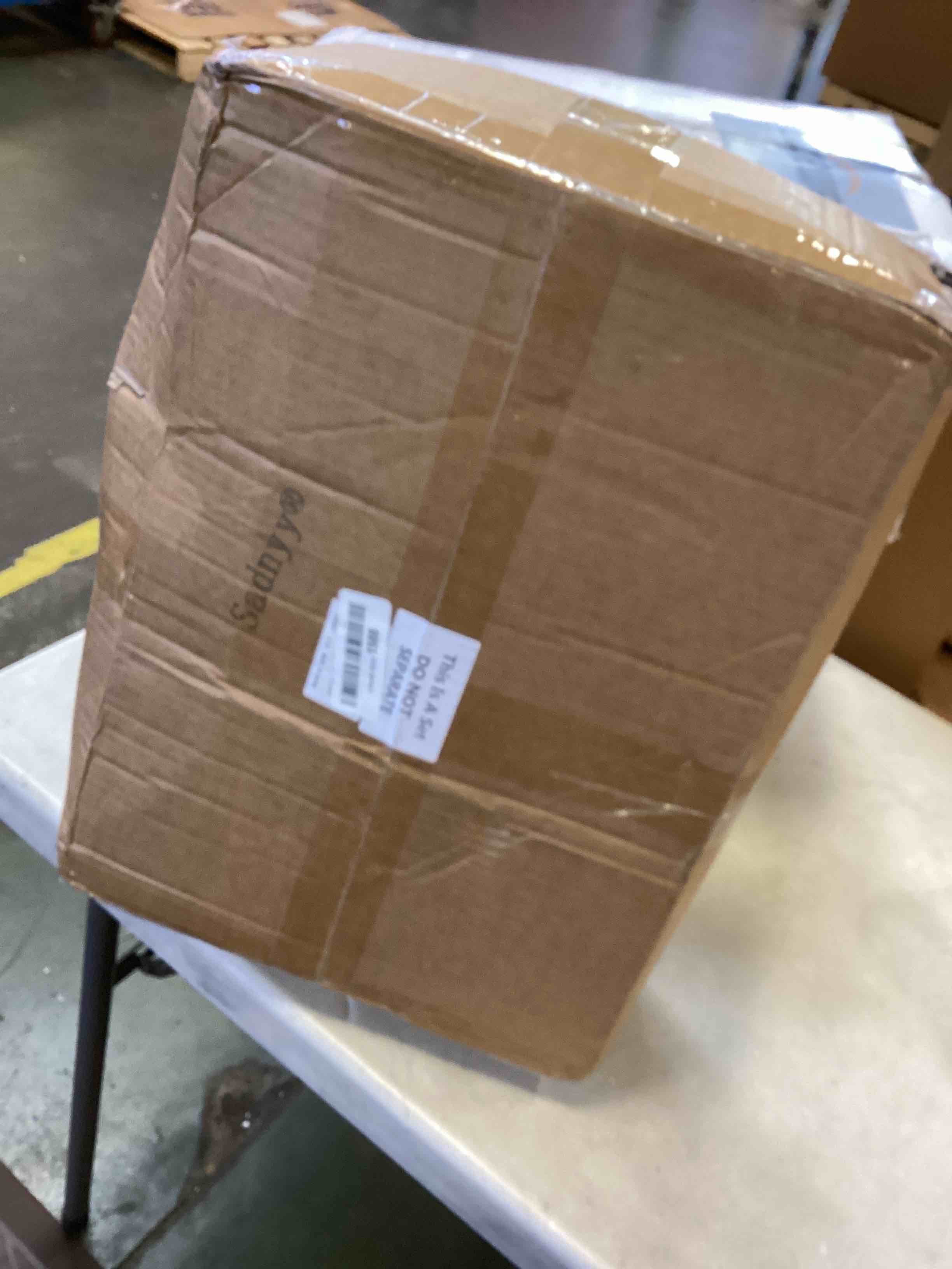 https://s3.amazonaws.com/lotting-images-prod/bidfta/RED6750901_1721395255571.jpeg