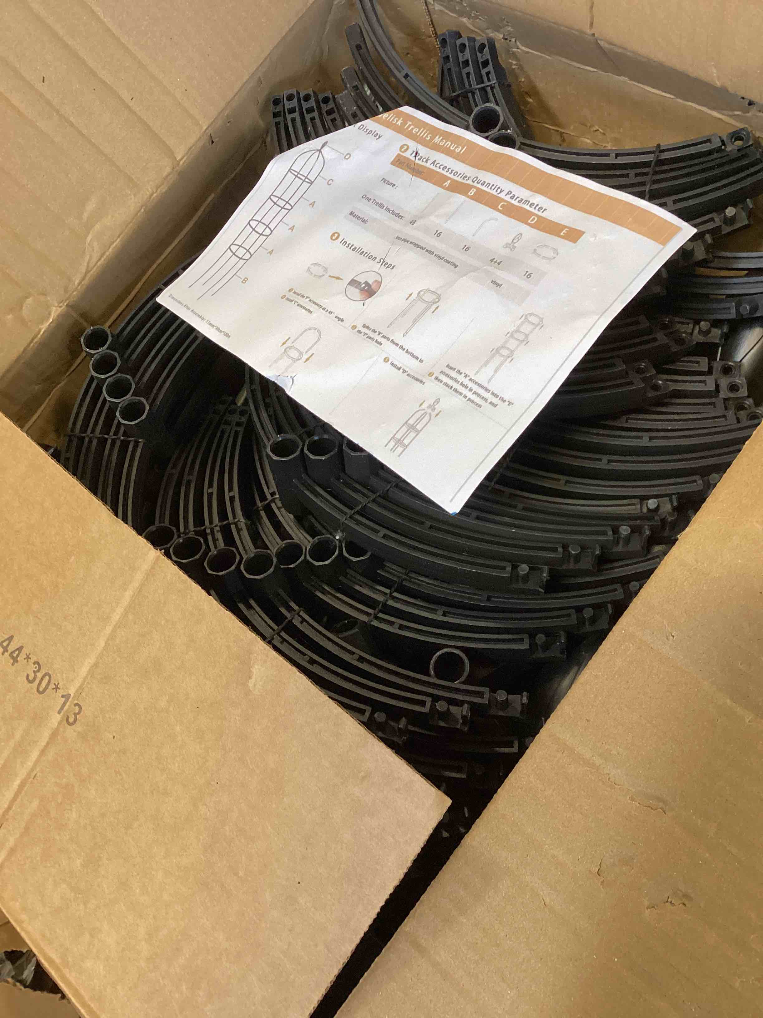 https://s3.amazonaws.com/lotting-images-prod/bidfta/RED6750901_1721395287130.jpeg