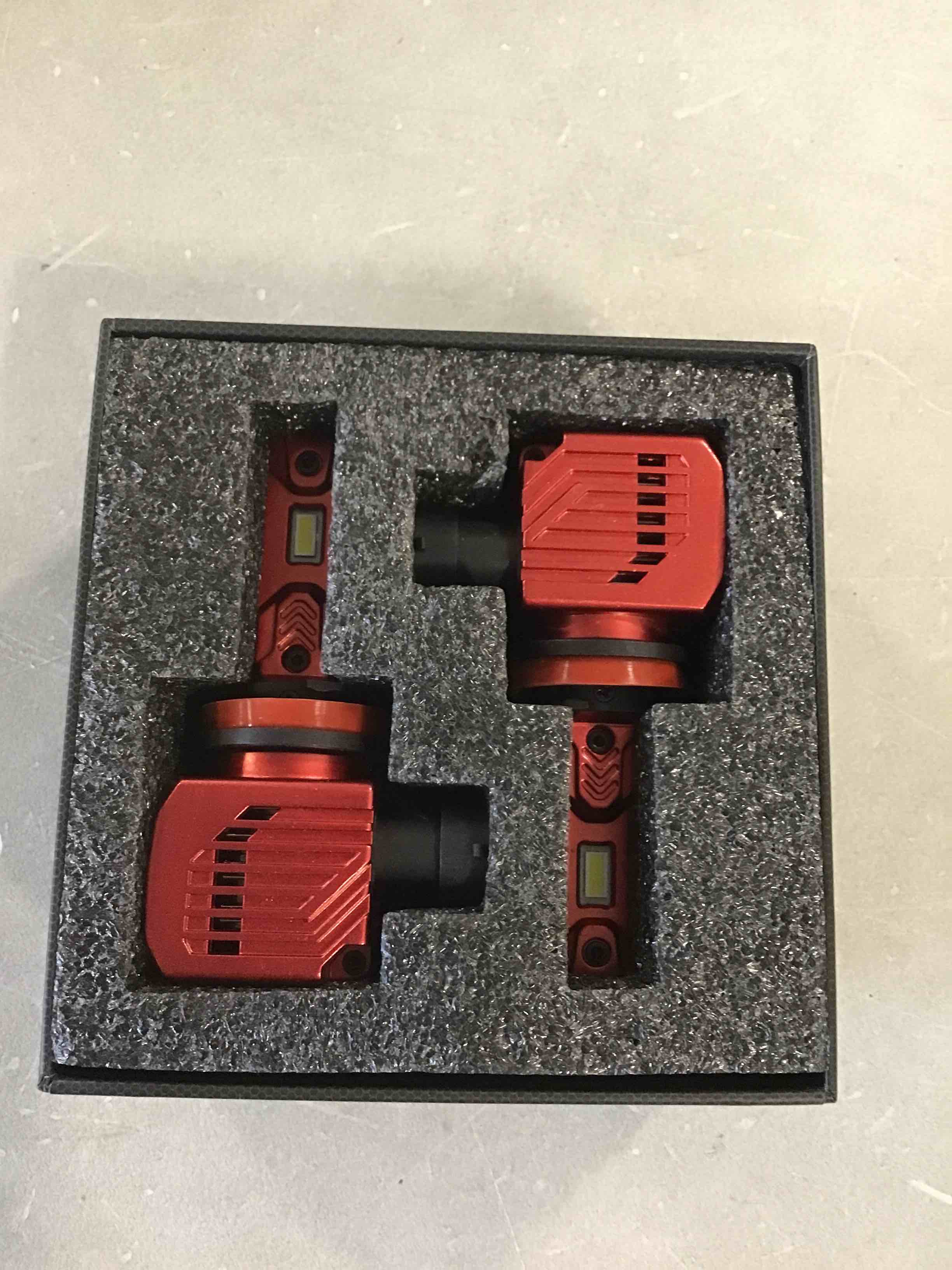 https://s3.amazonaws.com/lotting-images-prod/bidfta/RED6753110_1723638700195.jpeg