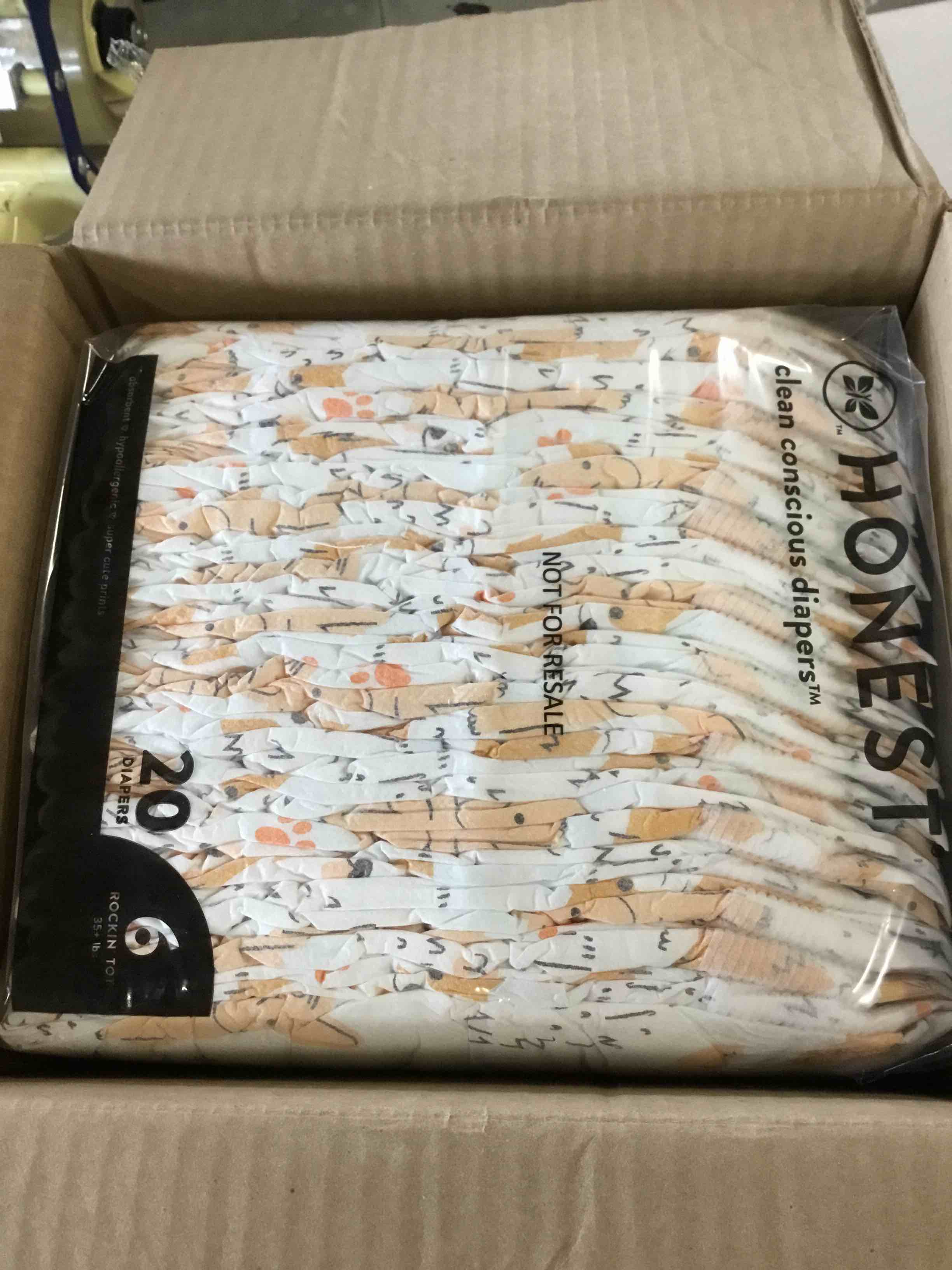 https://s3.amazonaws.com/lotting-images-prod/bidfta/RED6753385_1724074919722.jpeg
