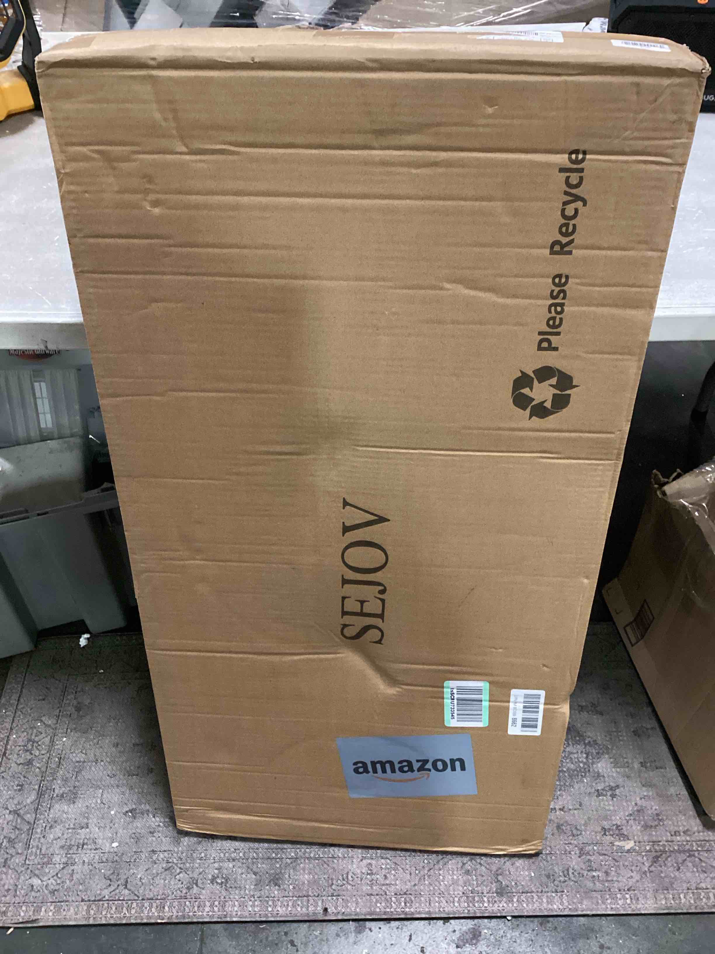 https://s3.amazonaws.com/lotting-images-prod/bidfta/RED6756027_1723650271007.jpeg