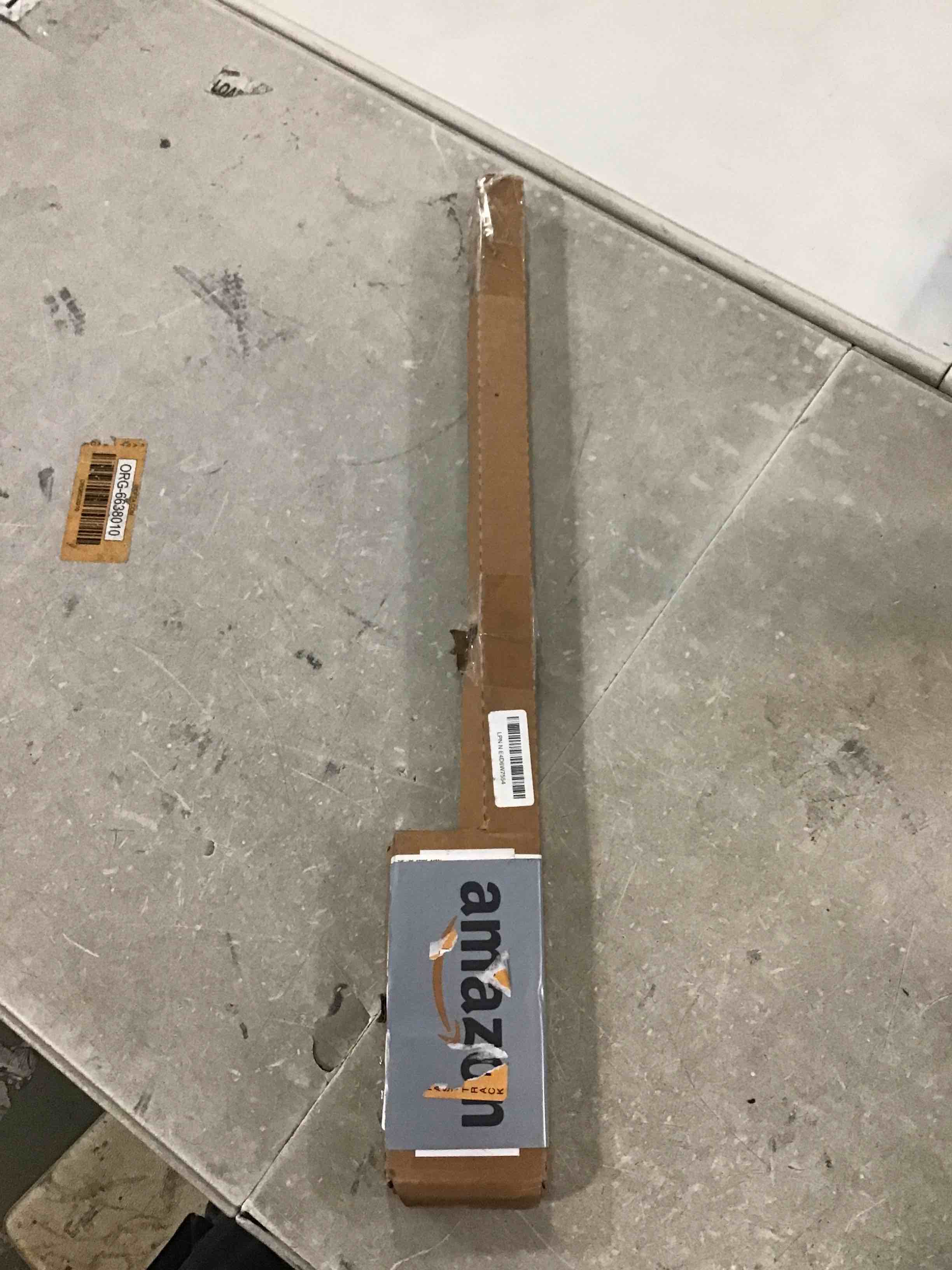 https://s3.amazonaws.com/lotting-images-prod/bidfta/RED6756515_1722634303213.jpeg