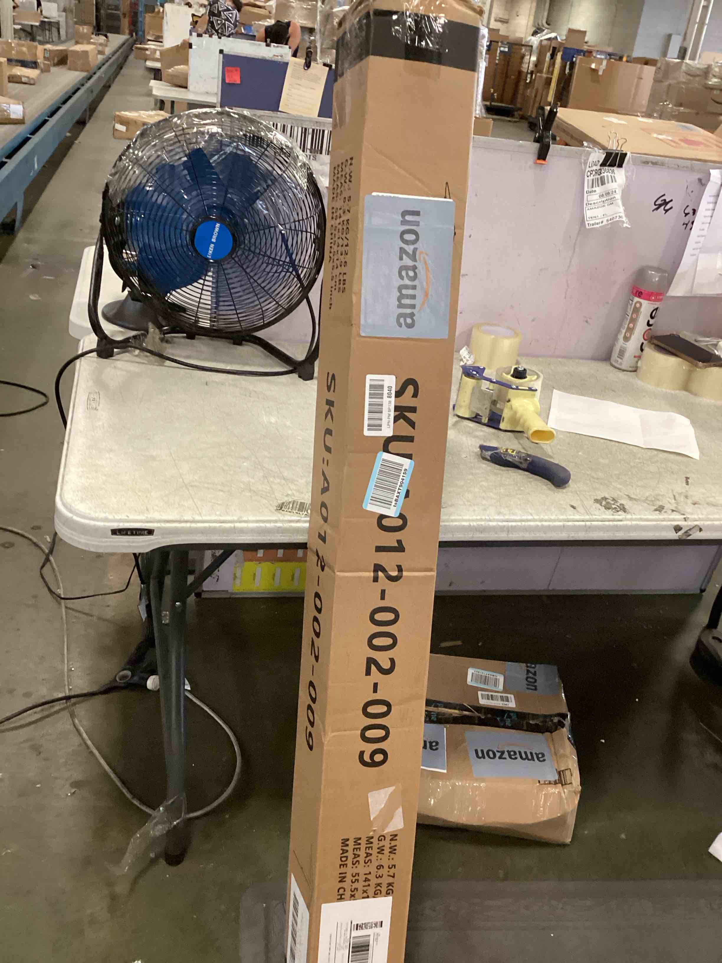 https://s3.amazonaws.com/lotting-images-prod/bidfta/RED6757676_1723498522525.jpeg