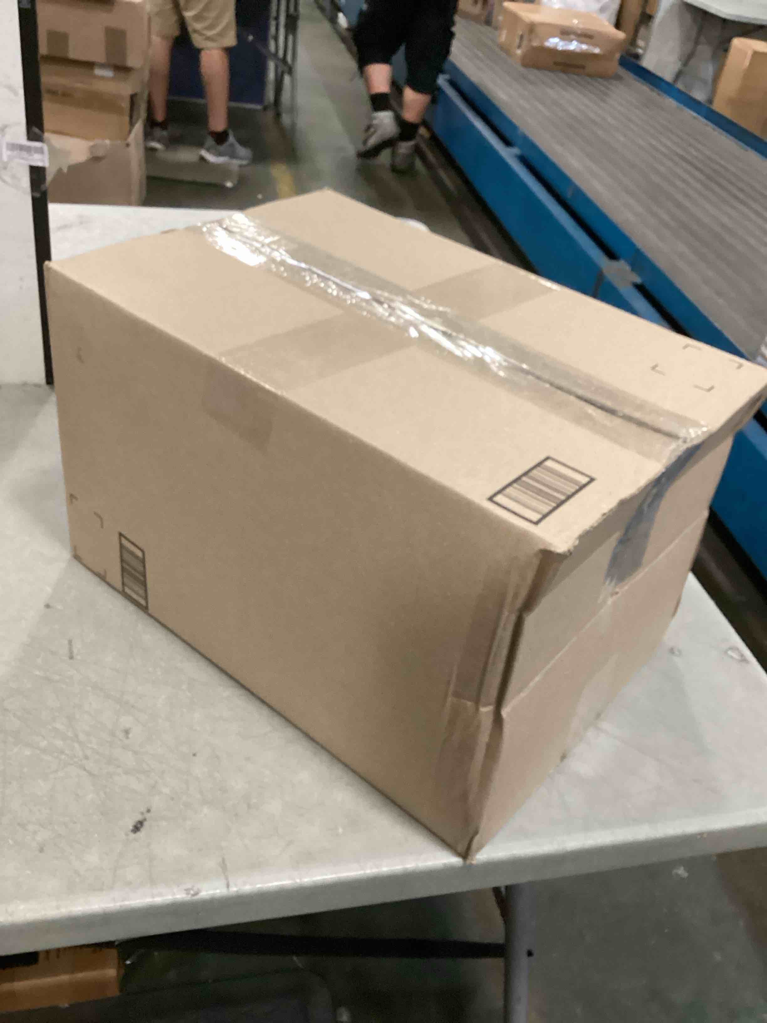 https://s3.amazonaws.com/lotting-images-prod/bidfta/RED6758642_1722396544672.jpeg