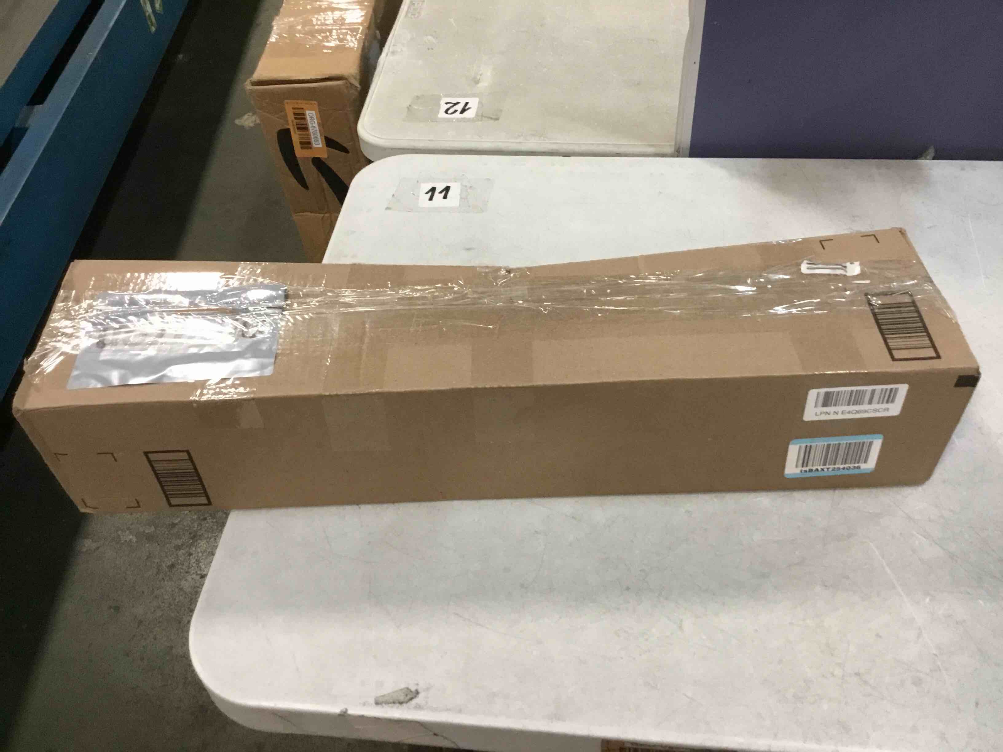 https://s3.amazonaws.com/lotting-images-prod/bidfta/RED6759016_1722401441145.jpeg
