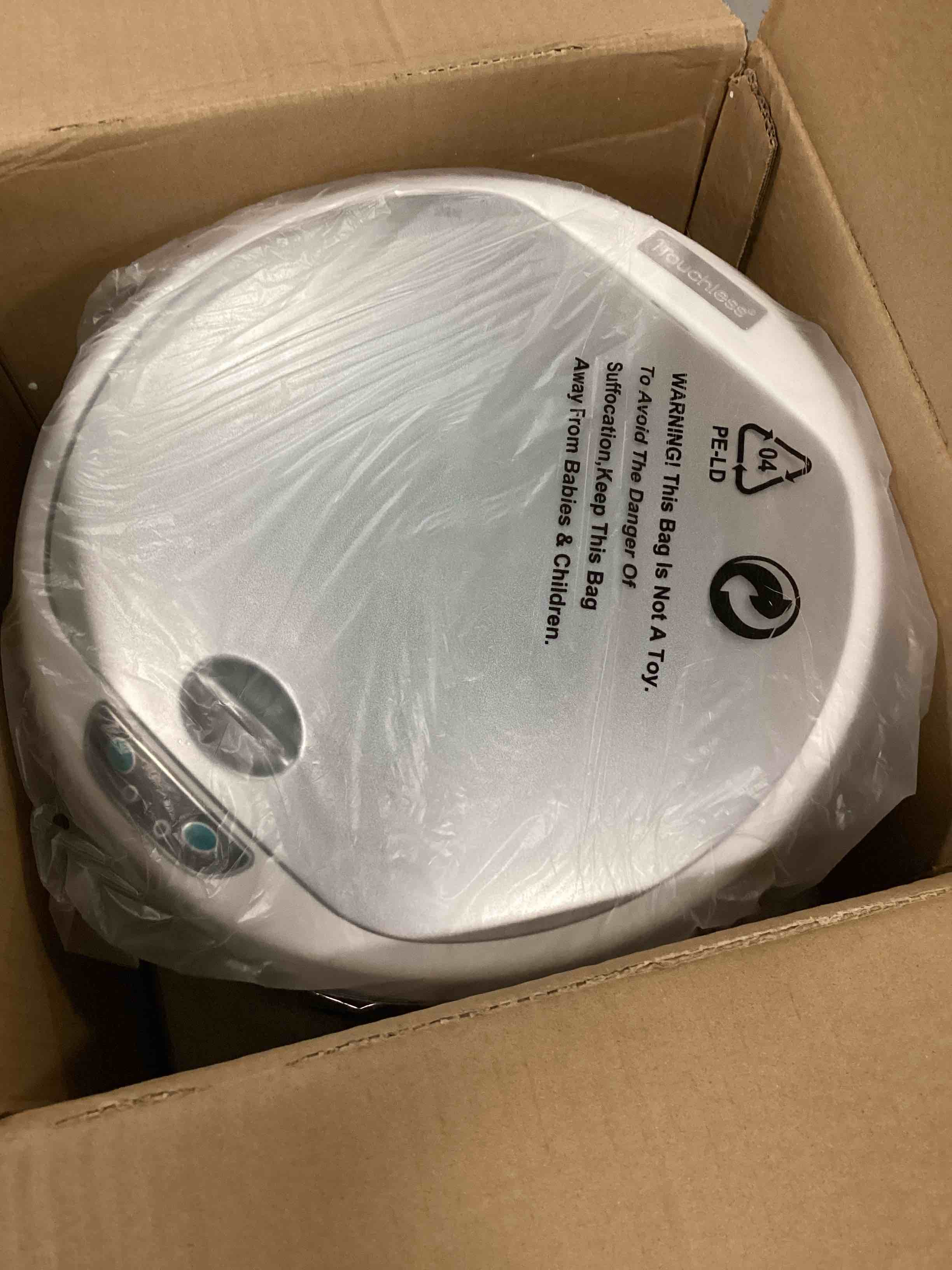 https://s3.amazonaws.com/lotting-images-prod/bidfta/RED6762601_1722486157182.jpeg