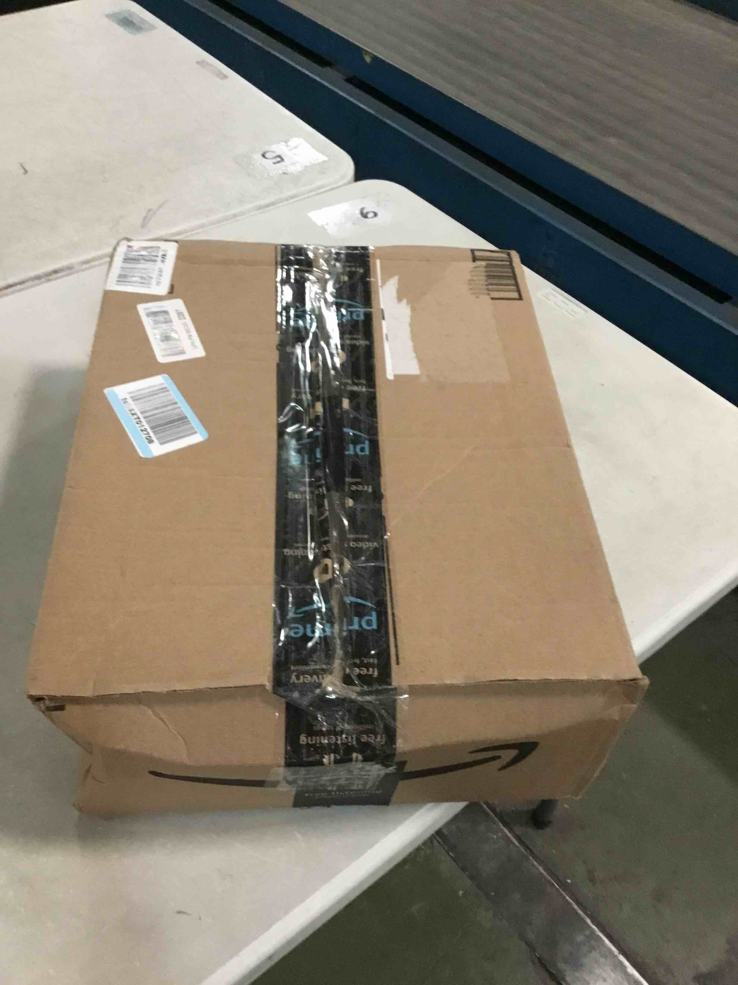 https://s3.amazonaws.com/lotting-images-prod/bidfta/RED6763157_1723698536427.jpeg