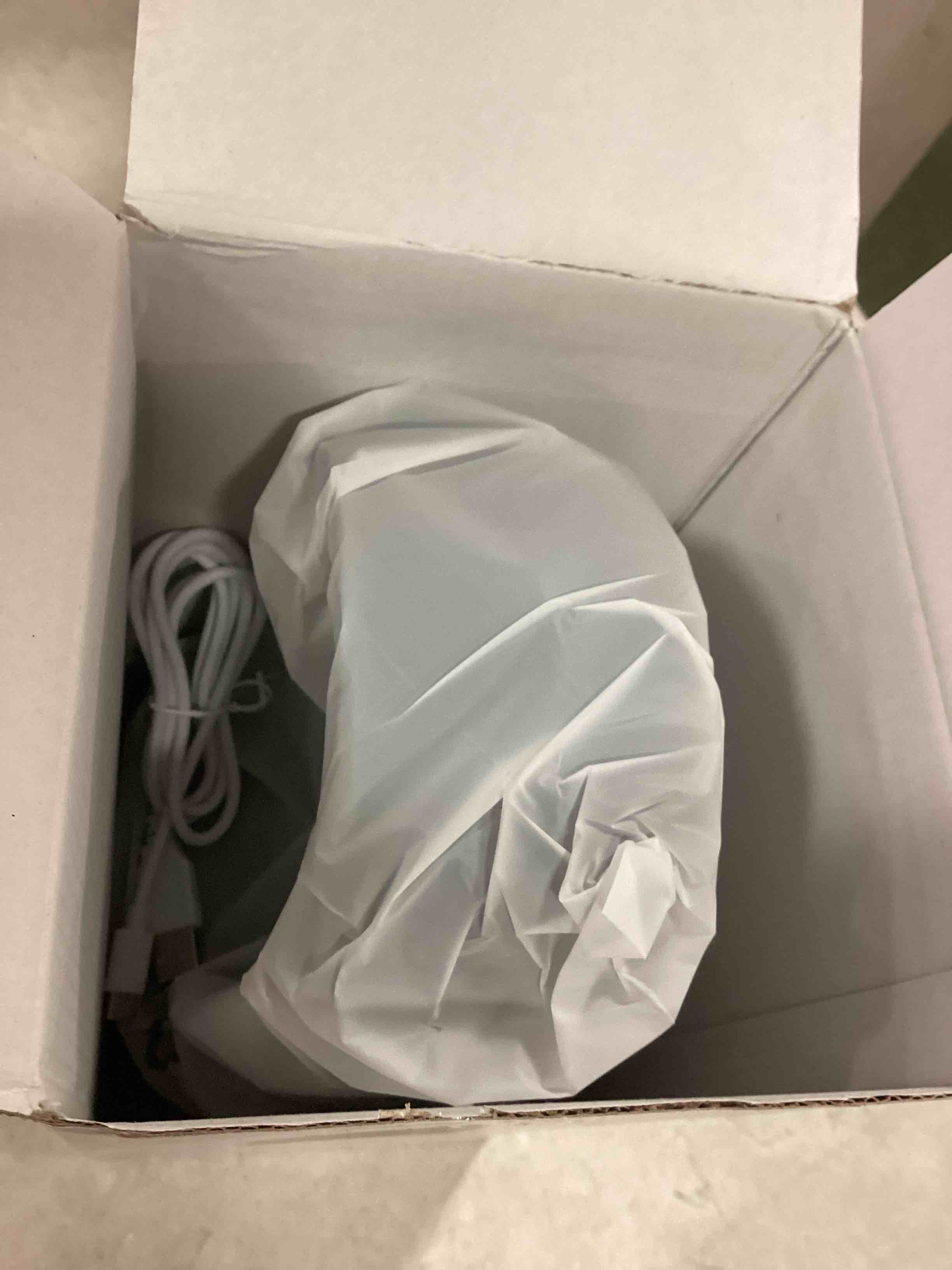 https://s3.amazonaws.com/lotting-images-prod/bidfta/RED6763695_1722480728926.jpeg
