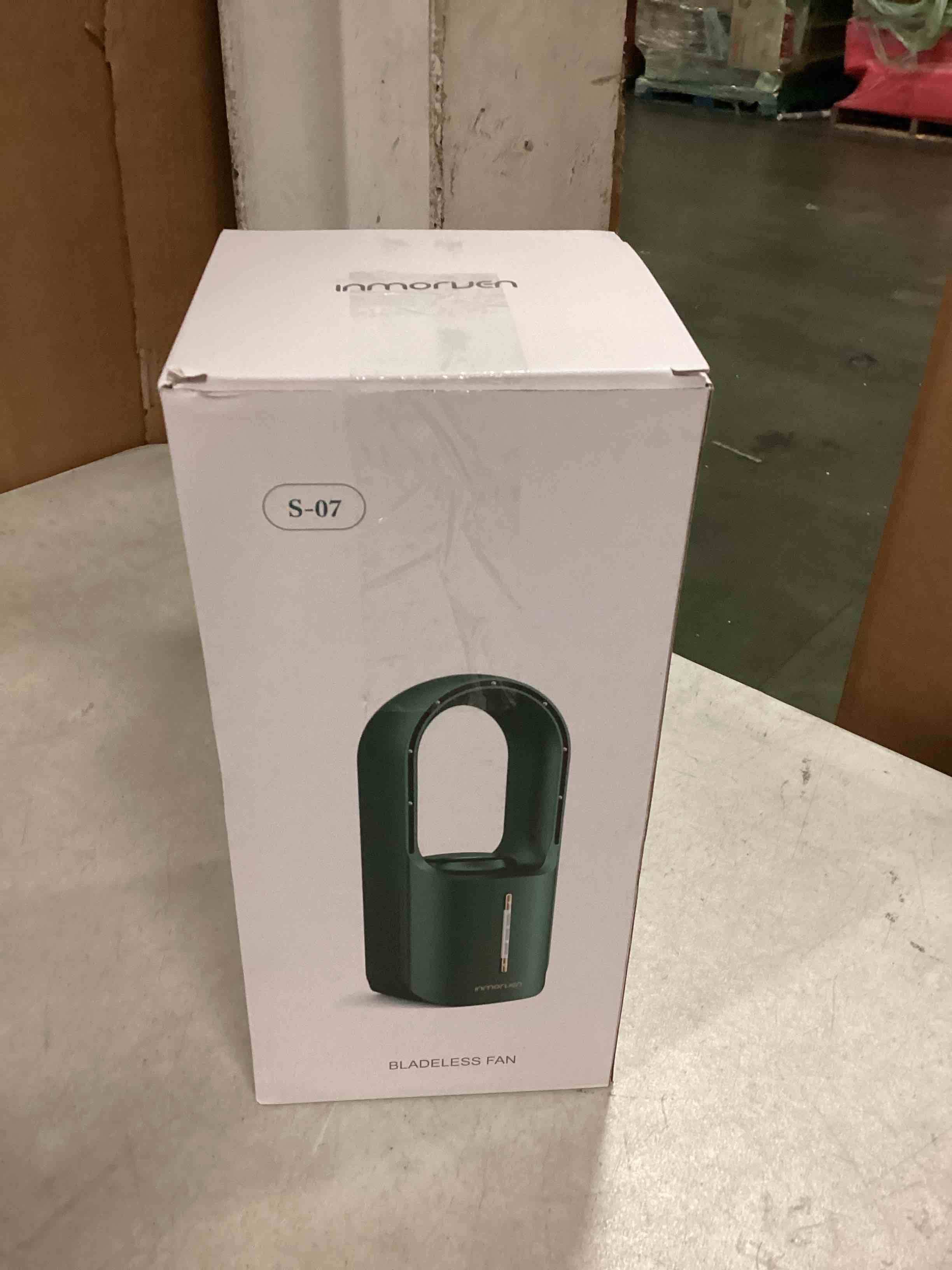 https://s3.amazonaws.com/lotting-images-prod/bidfta/RED6763695_1722480742385.jpeg