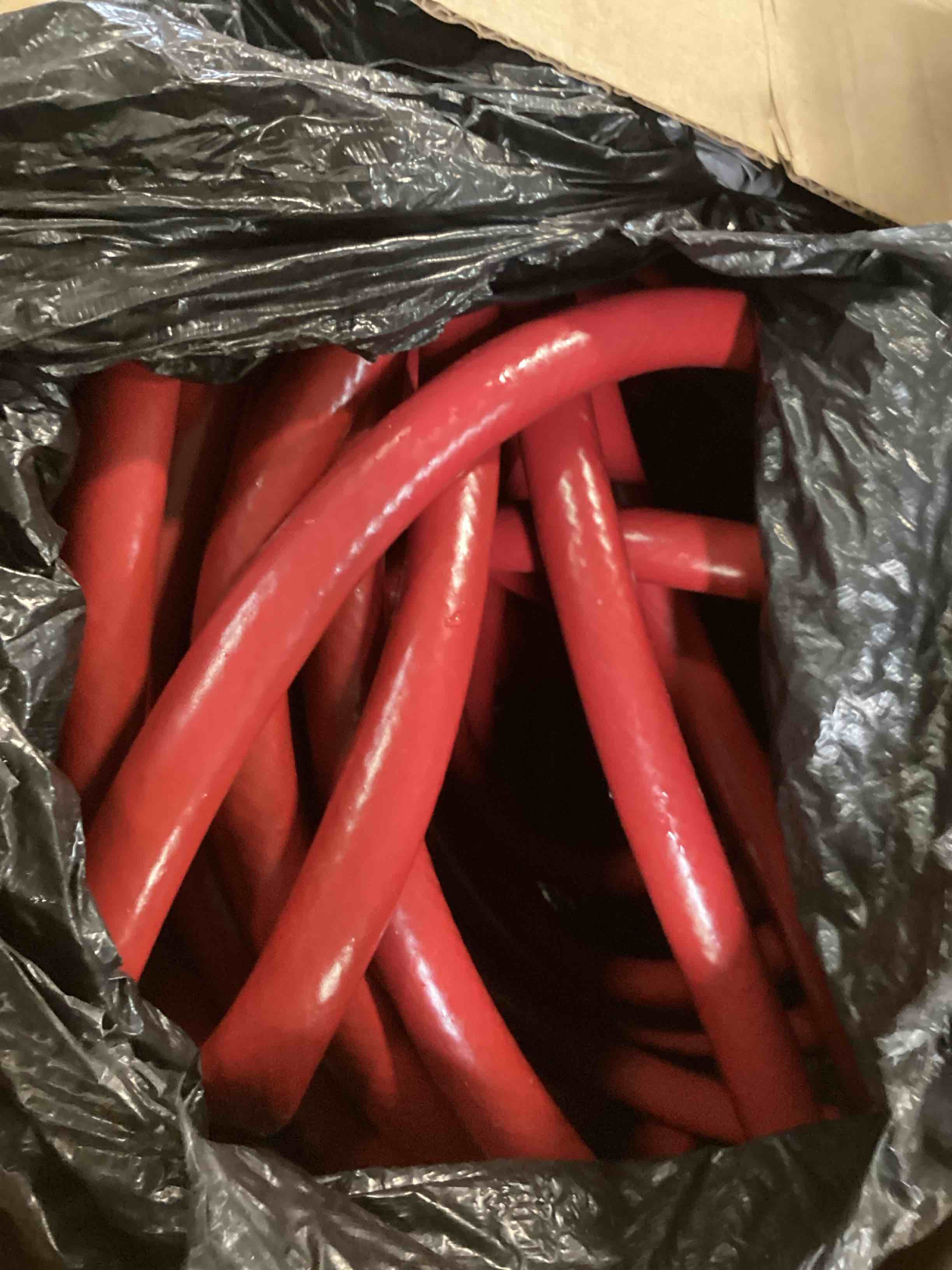 https://s3.amazonaws.com/lotting-images-prod/bidfta/RED6764324_1722871734527.jpeg