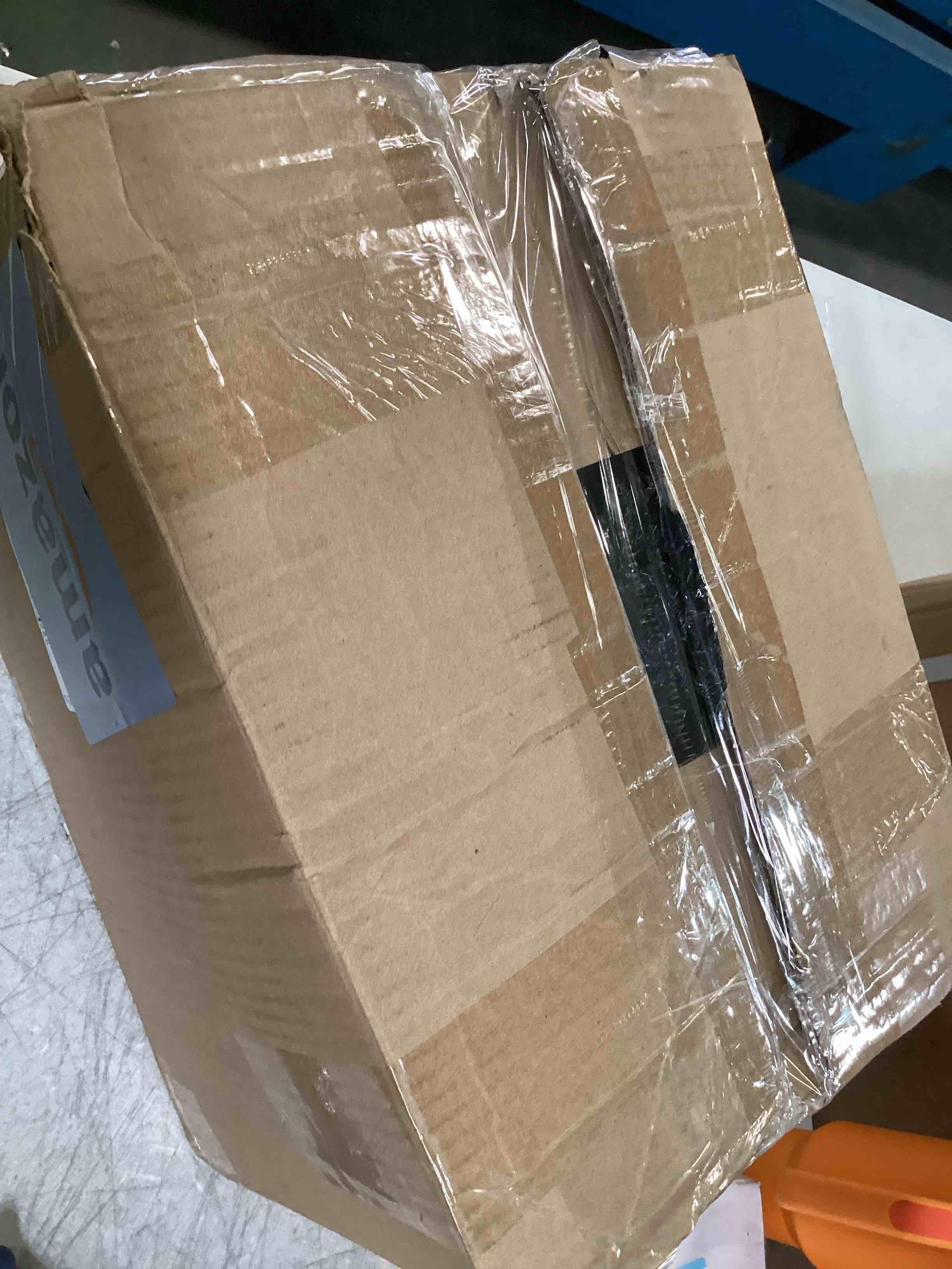 https://s3.amazonaws.com/lotting-images-prod/bidfta/RED6764324_1722871748108.jpeg