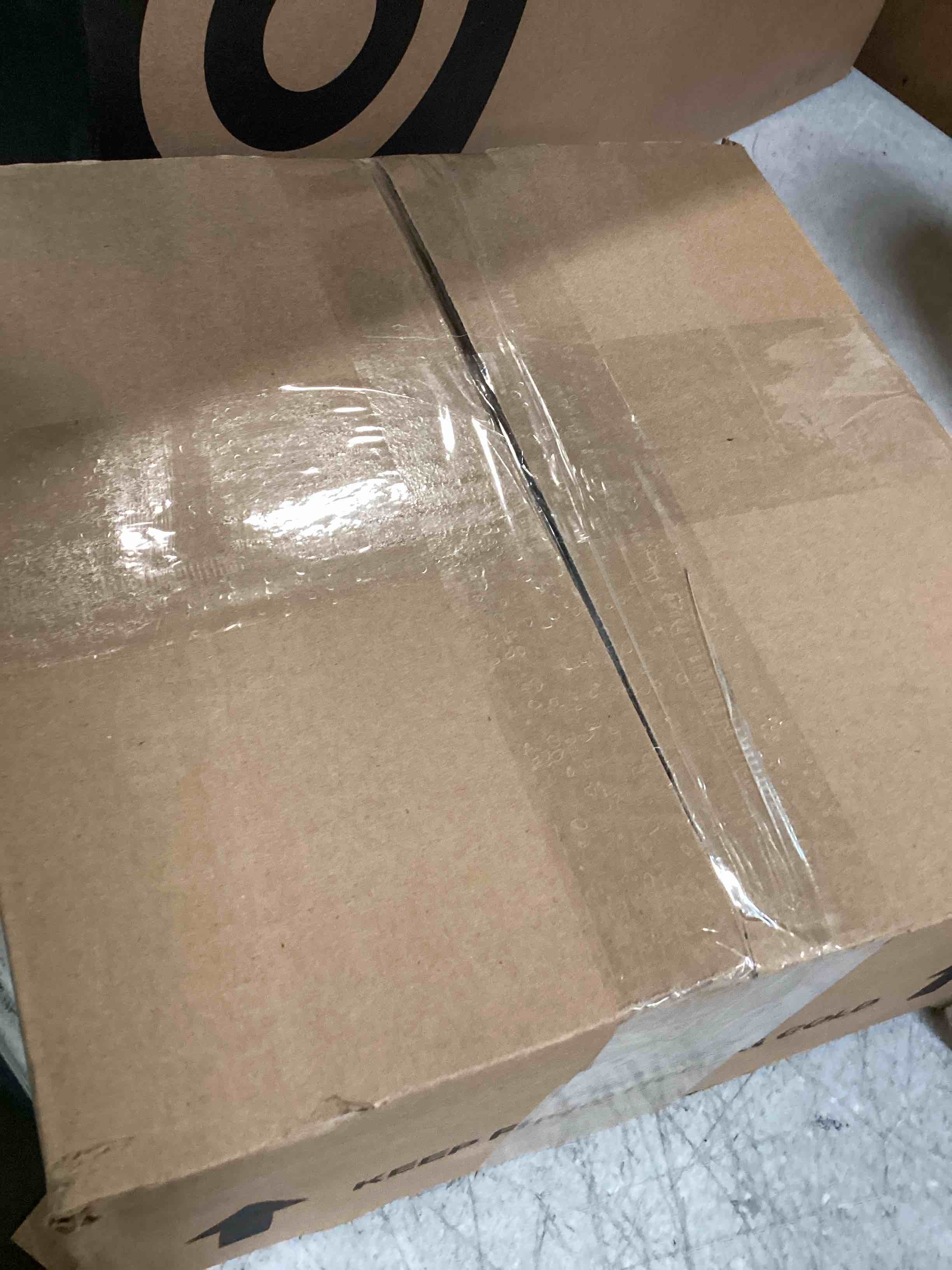 https://s3.amazonaws.com/lotting-images-prod/bidfta/RED6764401_1722883060836.jpeg
