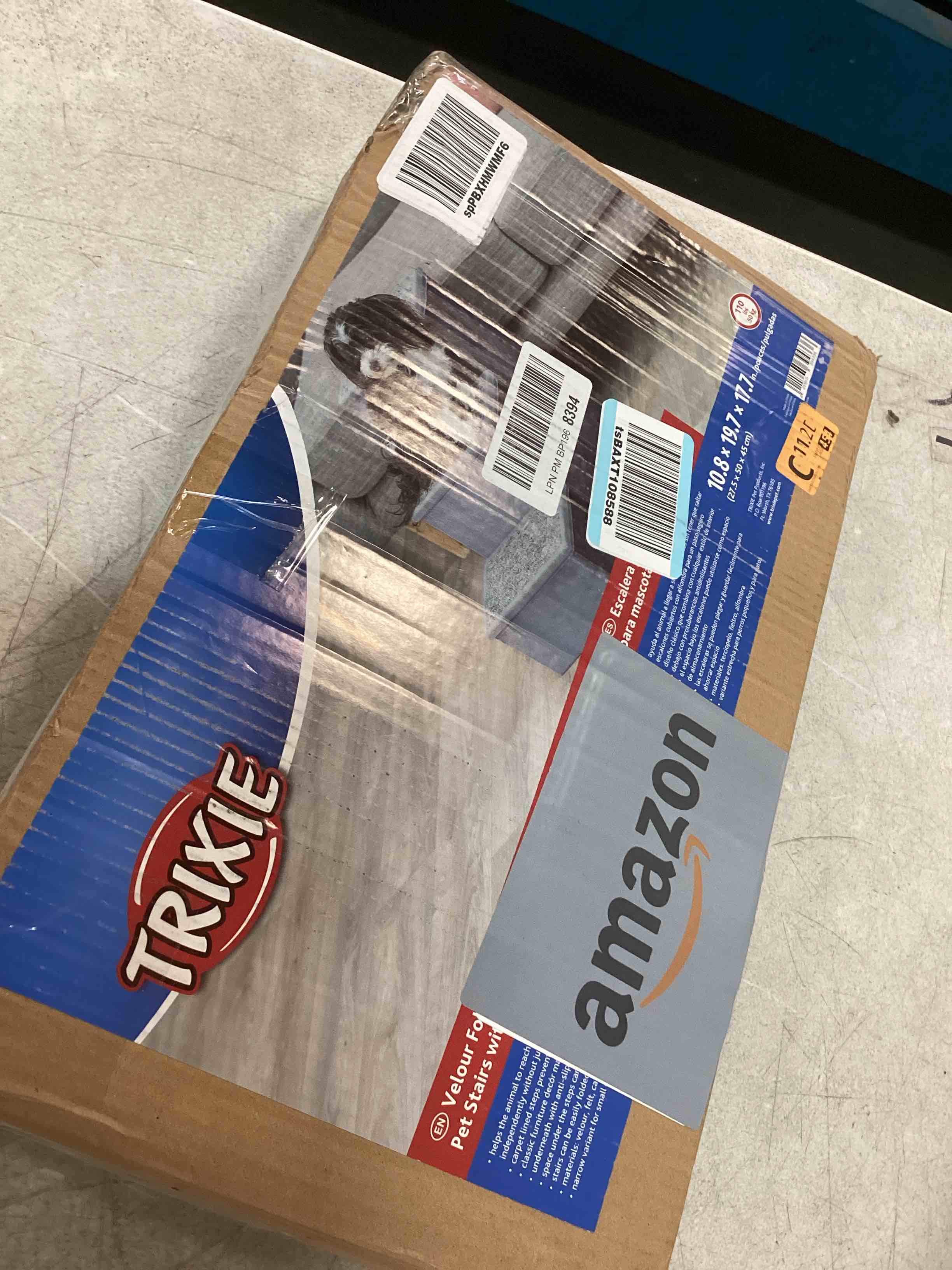 https://s3.amazonaws.com/lotting-images-prod/bidfta/RED6765224_1723232044815.jpeg