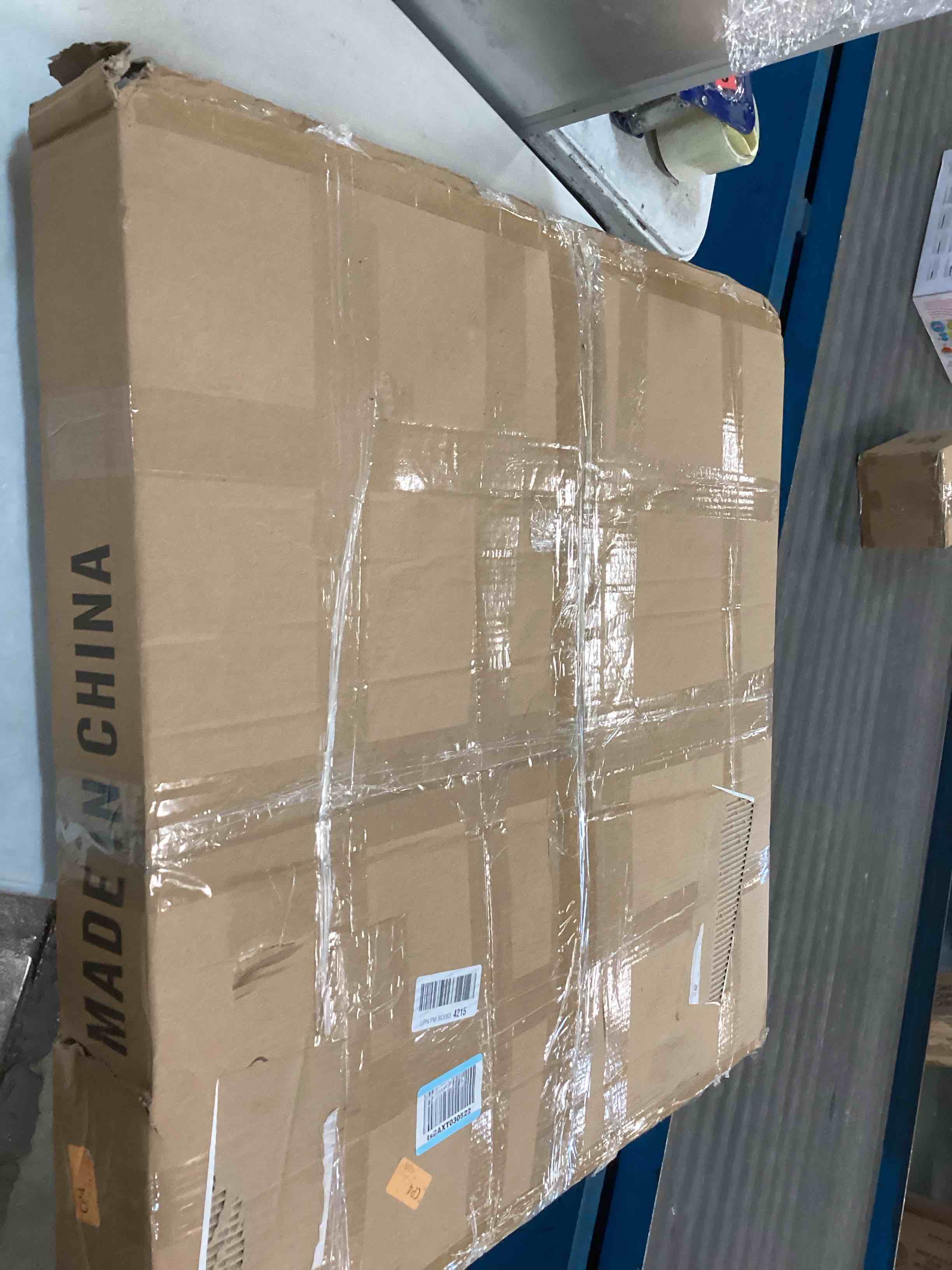 https://s3.amazonaws.com/lotting-images-prod/bidfta/RED6765247_1723465091584.jpeg