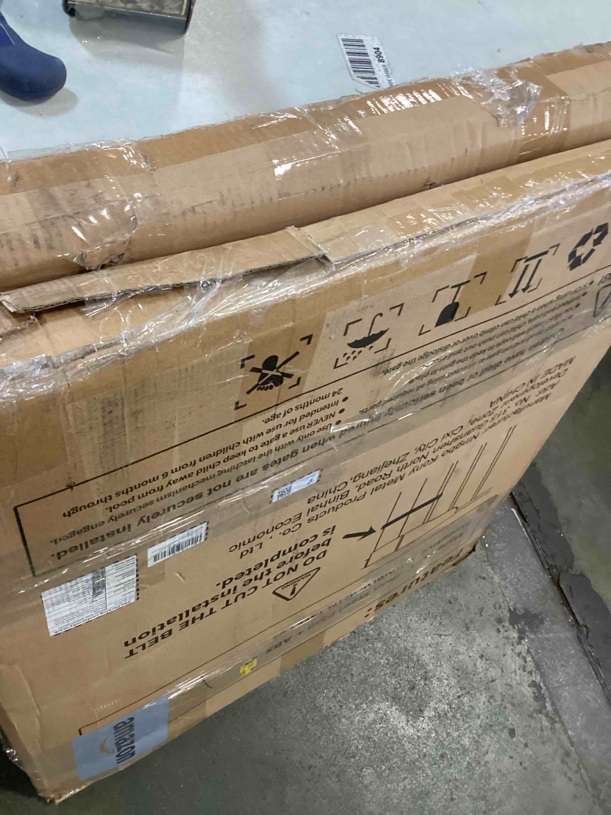 https://s3.amazonaws.com/lotting-images-prod/bidfta/RED6765439_1723487653020.jpeg