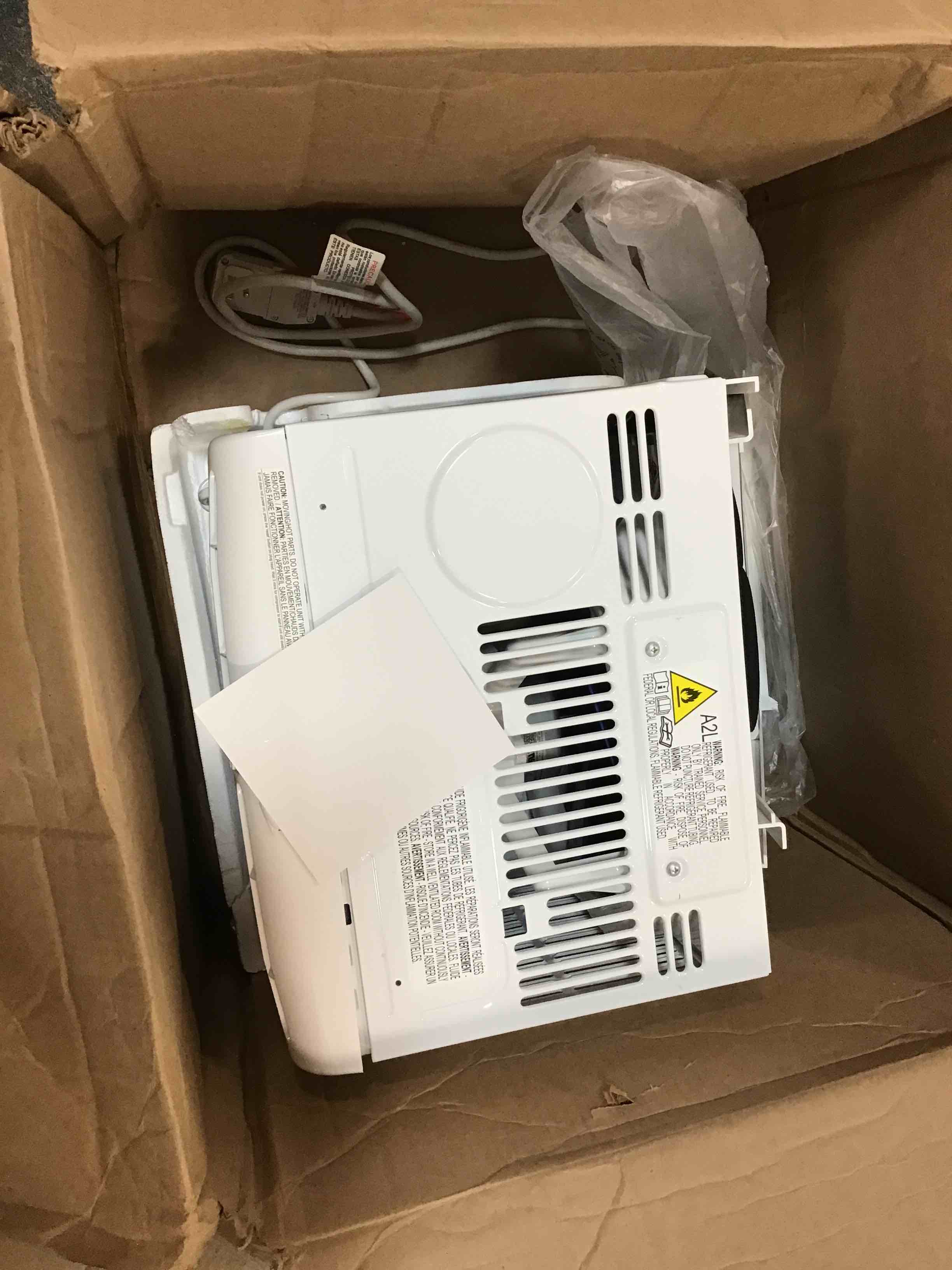 https://s3.amazonaws.com/lotting-images-prod/bidfta/RED6765485_1722987871686.jpeg