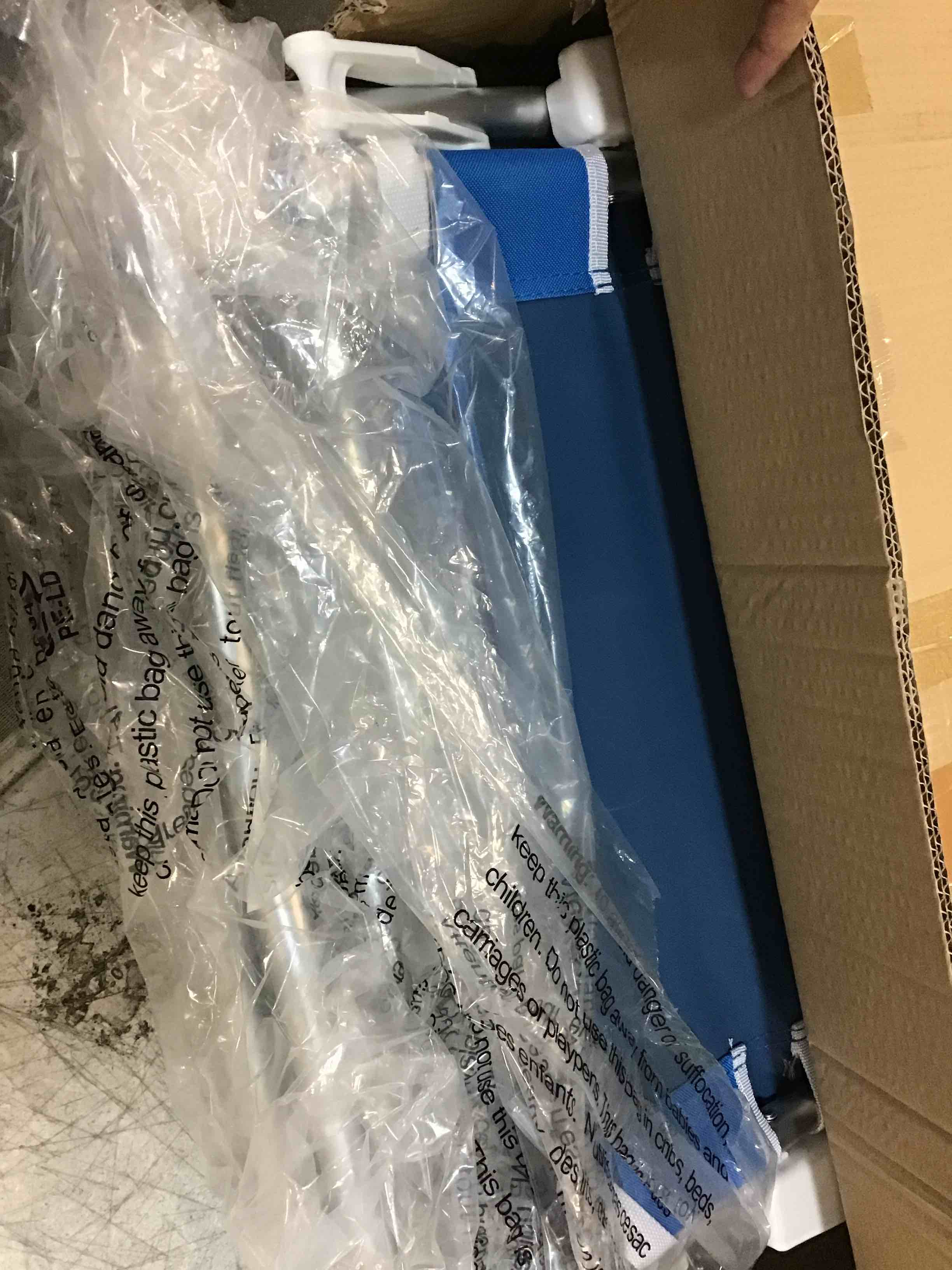 https://s3.amazonaws.com/lotting-images-prod/bidfta/RED6765567_1722917299543.jpeg