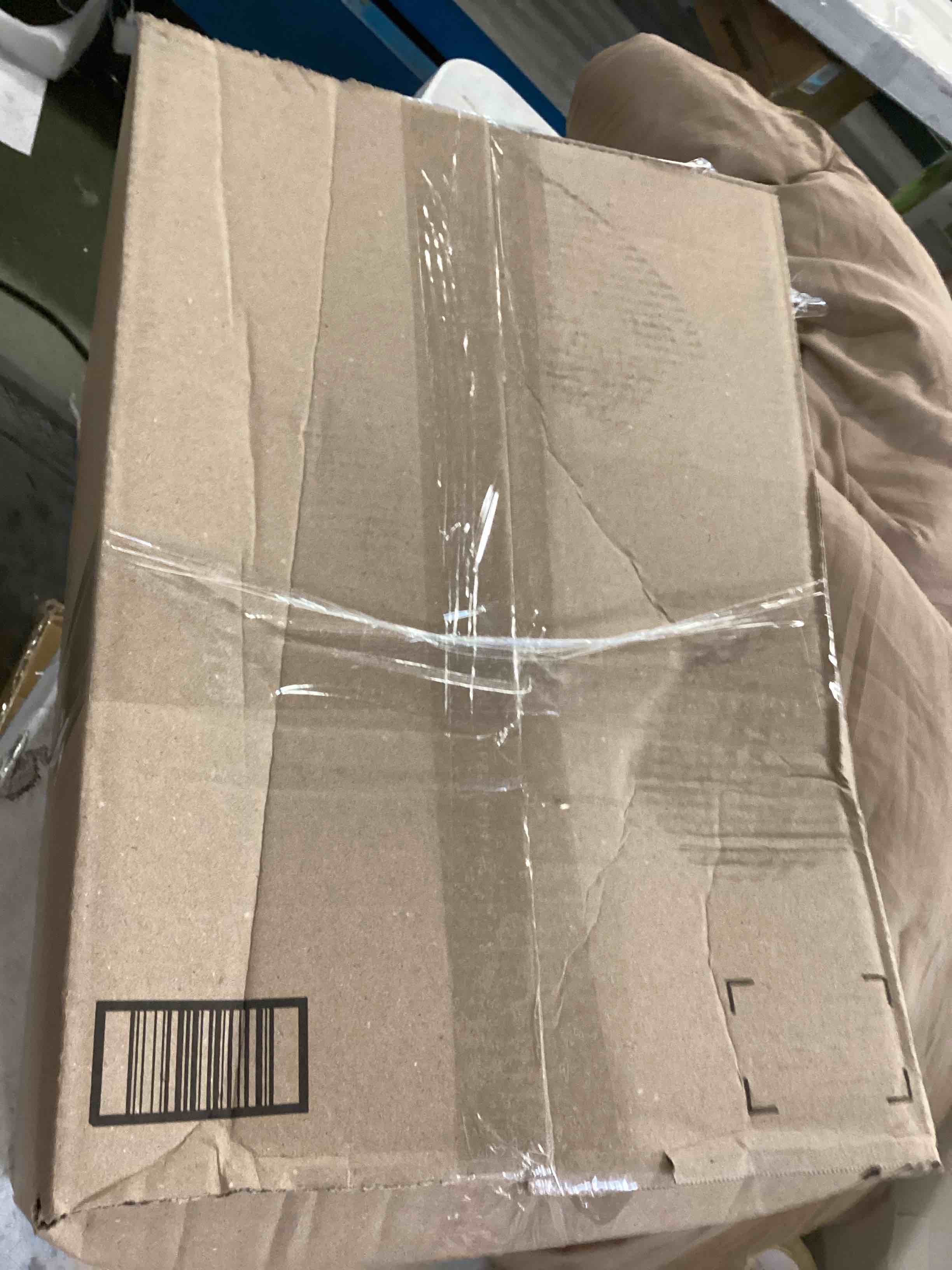 https://s3.amazonaws.com/lotting-images-prod/bidfta/RED6767033_1722451001988.jpeg