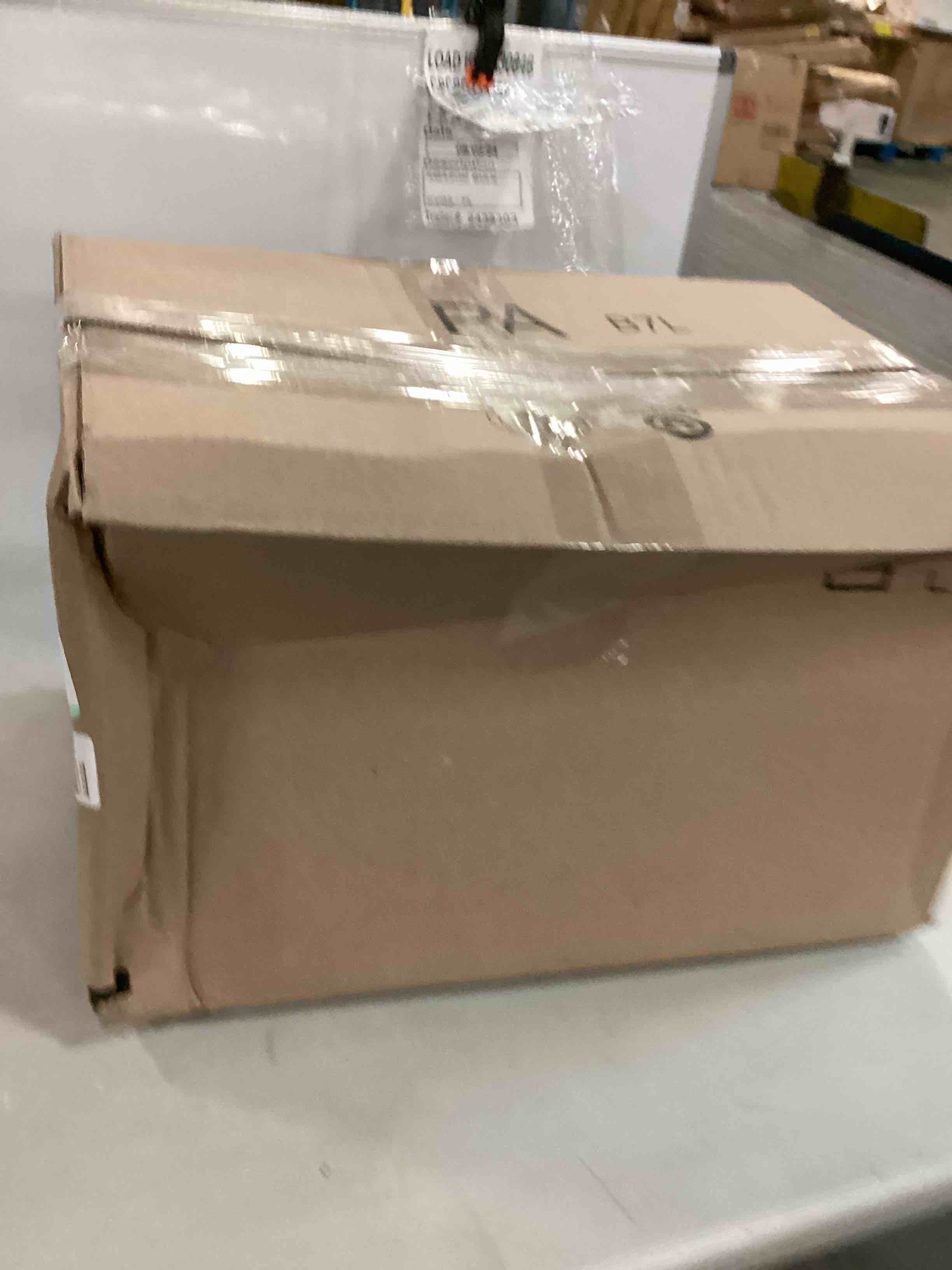 https://s3.amazonaws.com/lotting-images-prod/bidfta/RED6767731_1723033822813.jpeg