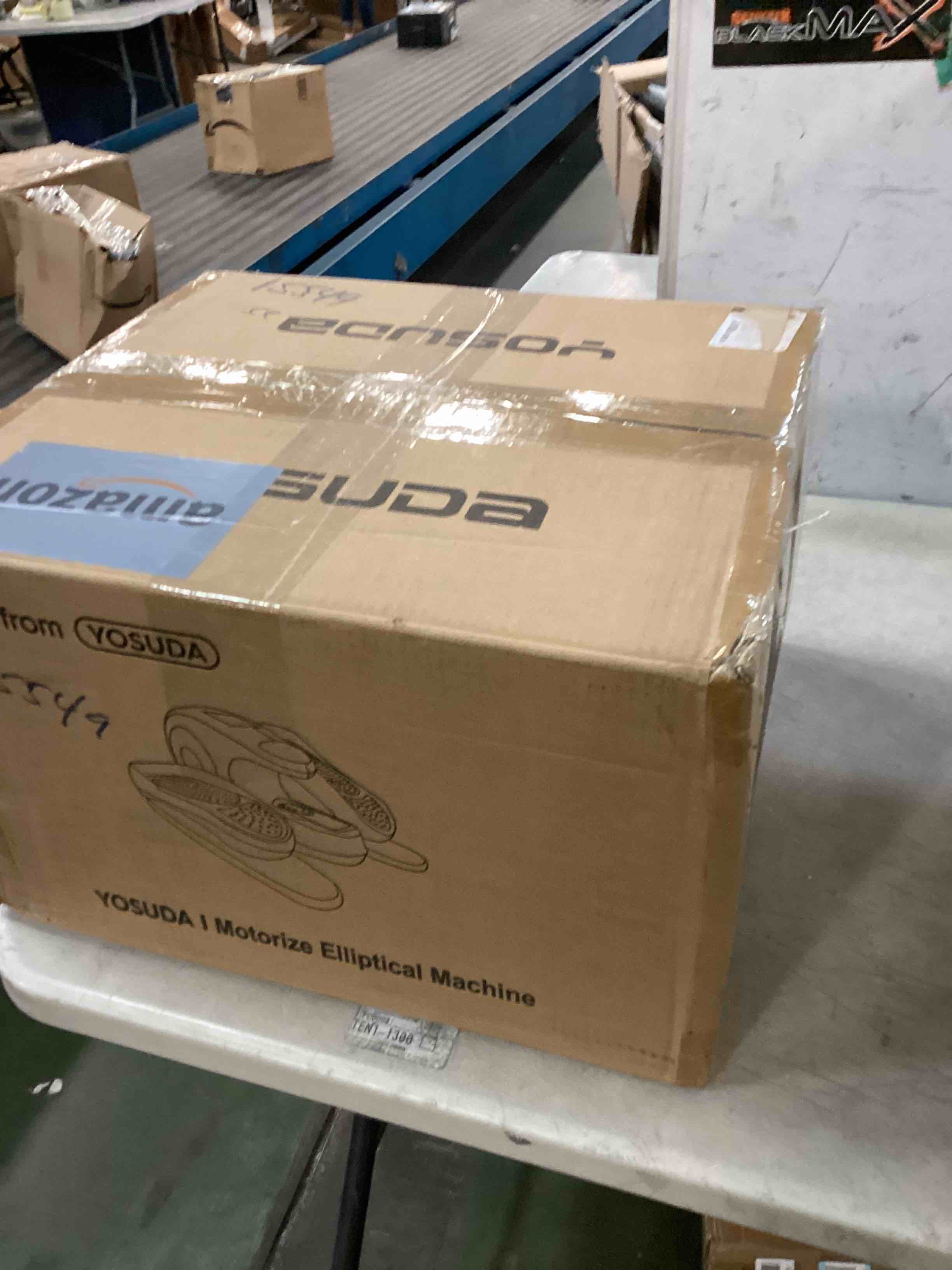 https://s3.amazonaws.com/lotting-images-prod/bidfta/RED6767872_1723120140676.jpeg