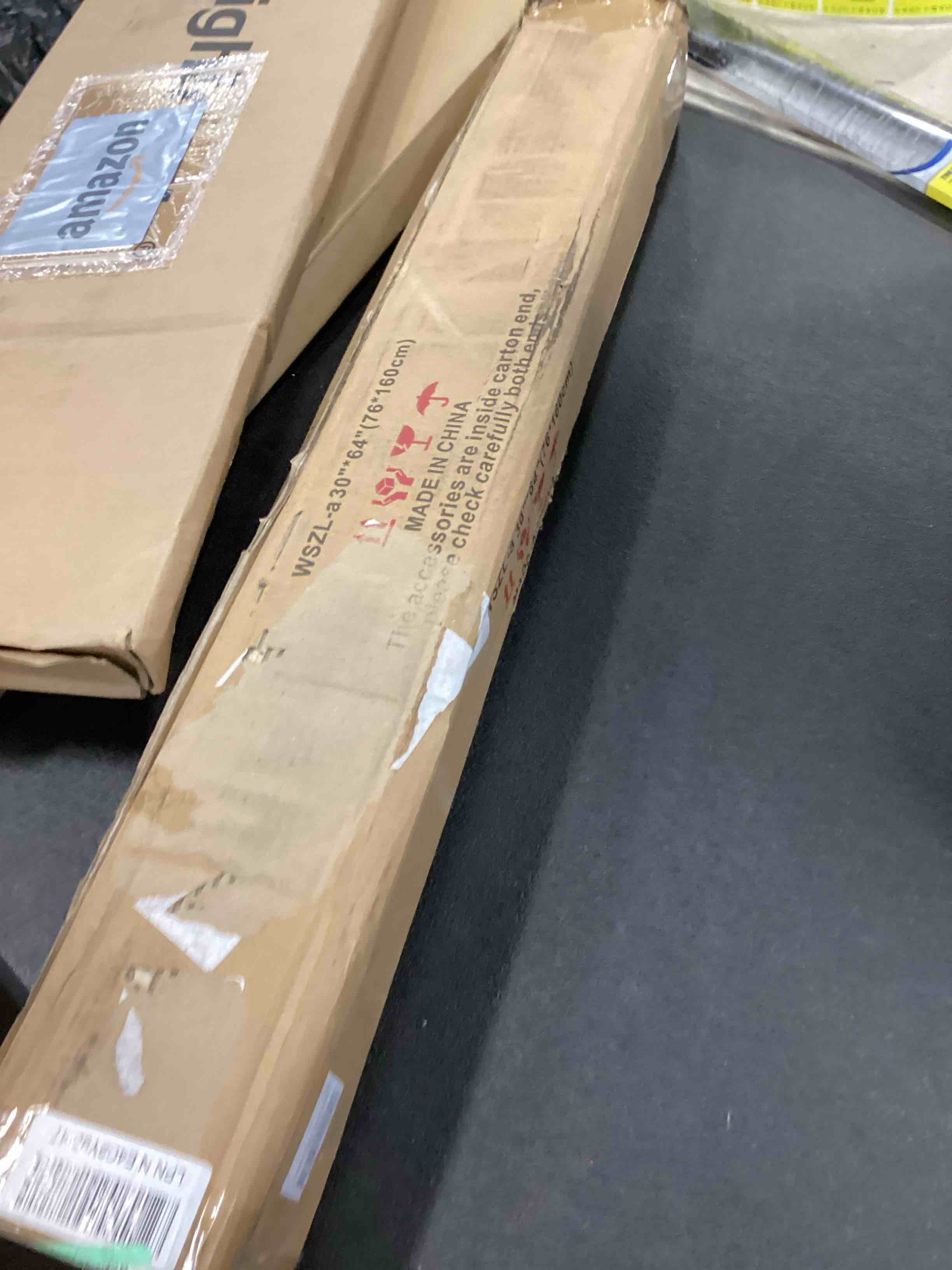 https://s3.amazonaws.com/lotting-images-prod/bidfta/RED6768478_1722687564471.jpeg