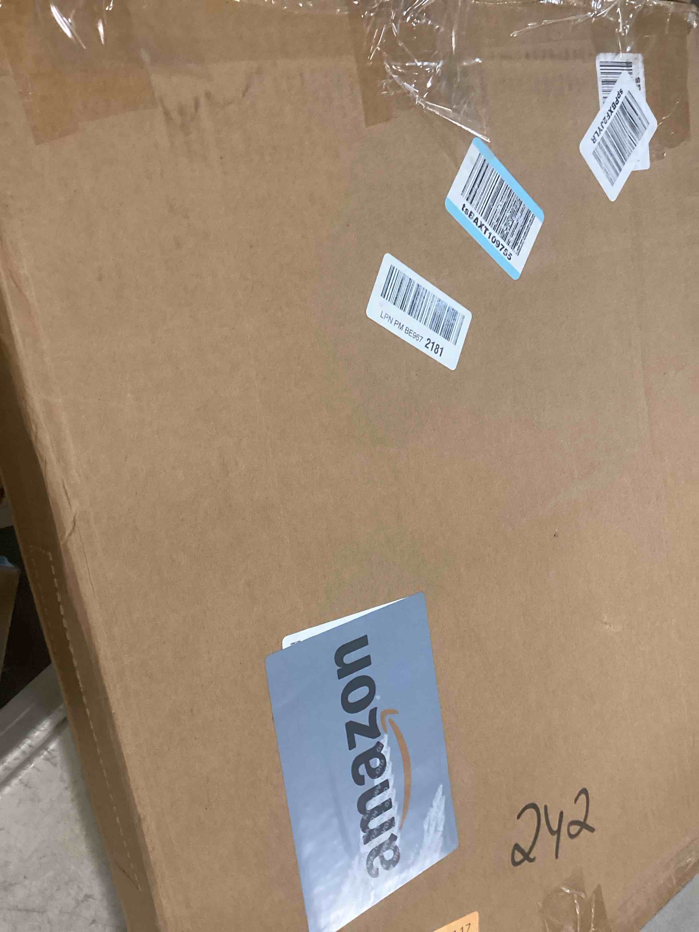 https://s3.amazonaws.com/lotting-images-prod/bidfta/RED6768929_1722965128444.jpeg