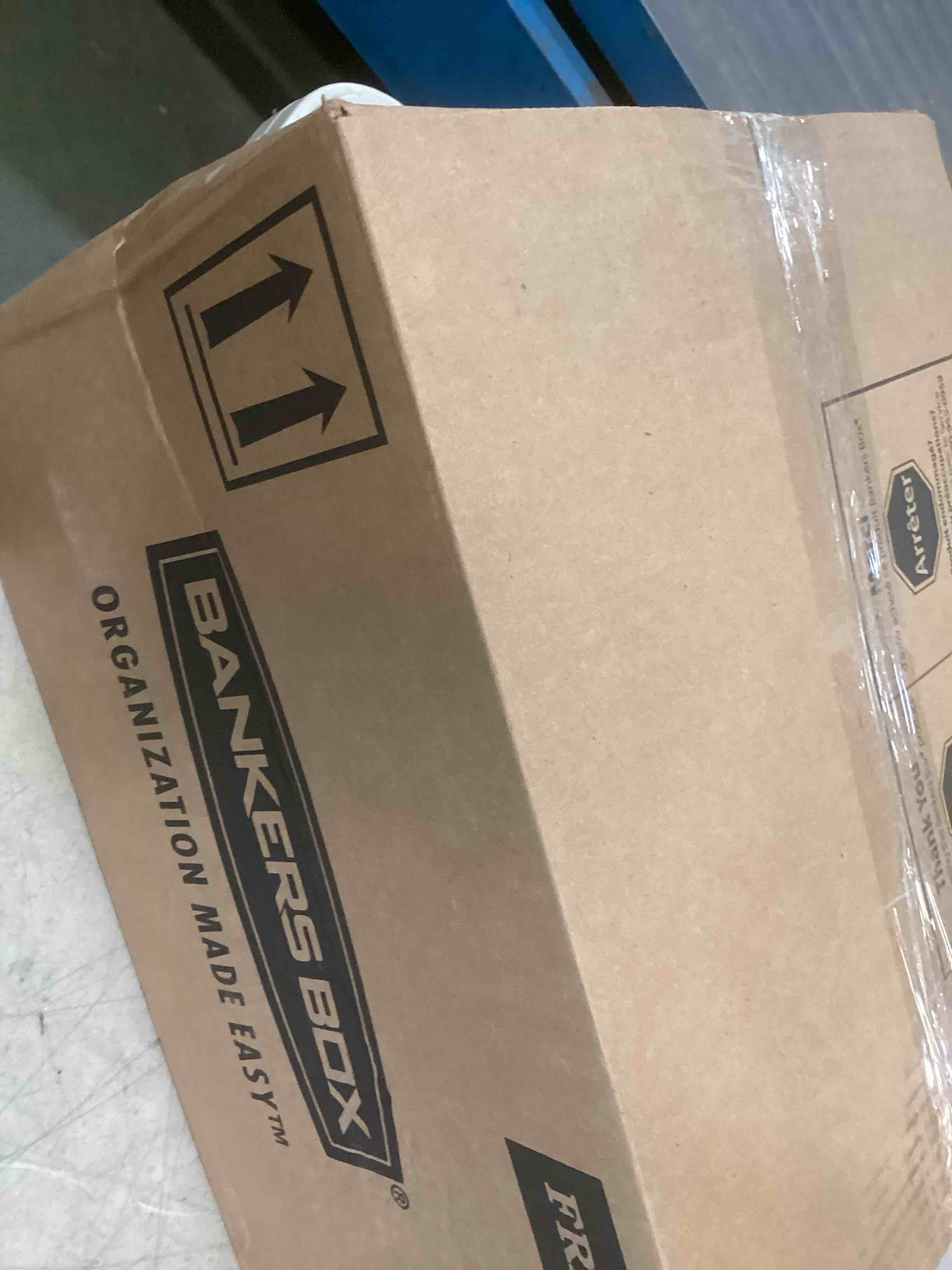 https://s3.amazonaws.com/lotting-images-prod/bidfta/RED6768943_1722966304099.jpeg