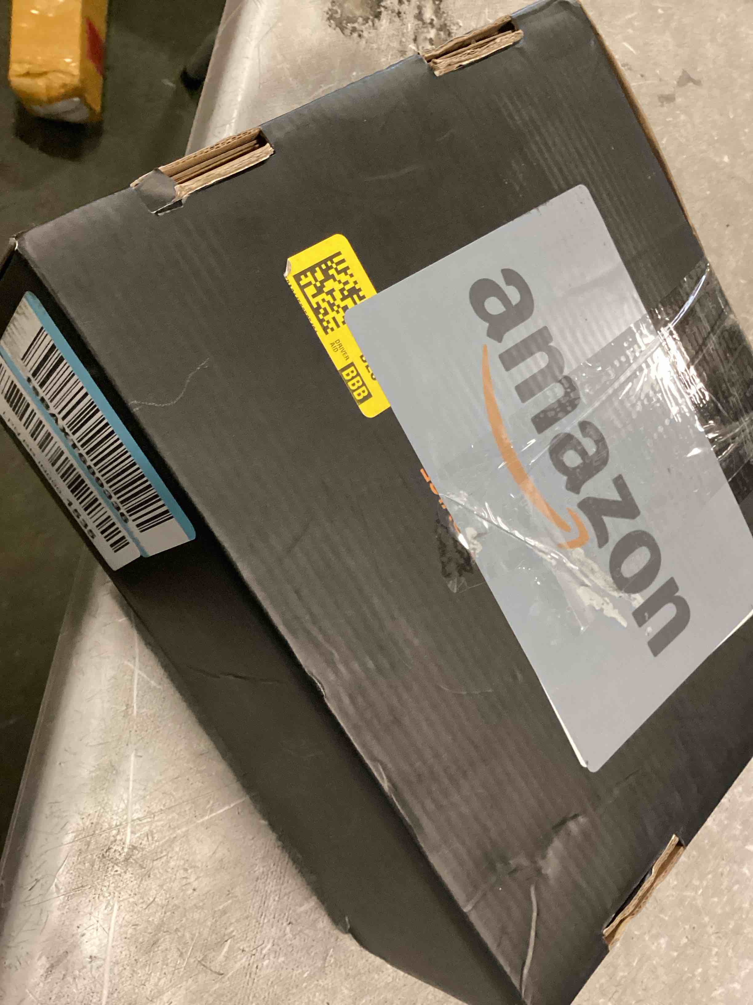 https://s3.amazonaws.com/lotting-images-prod/bidfta/RED6769189_1723232517289.jpeg