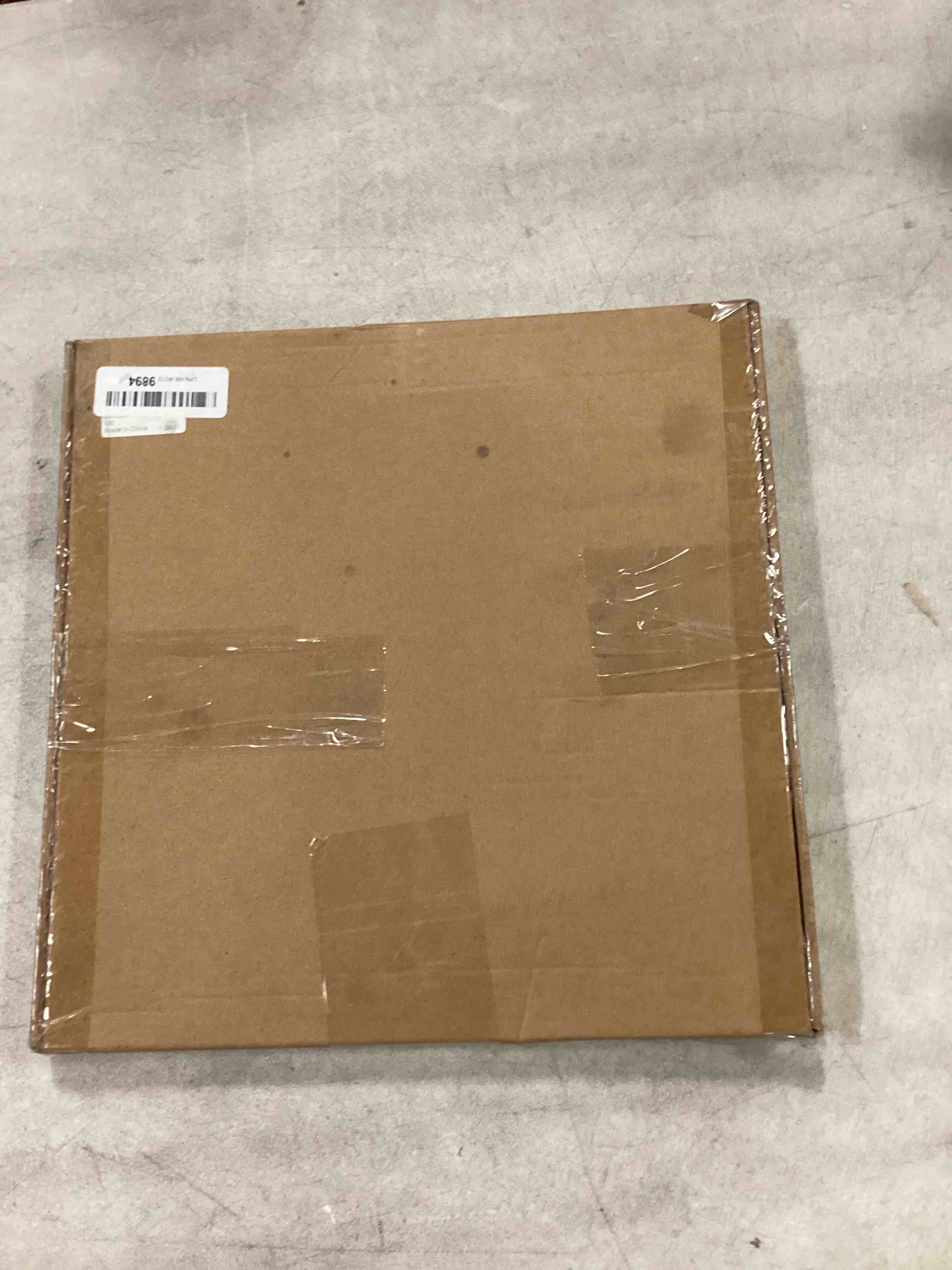 https://s3.amazonaws.com/lotting-images-prod/bidfta/RED6772465_1722462523855.jpeg