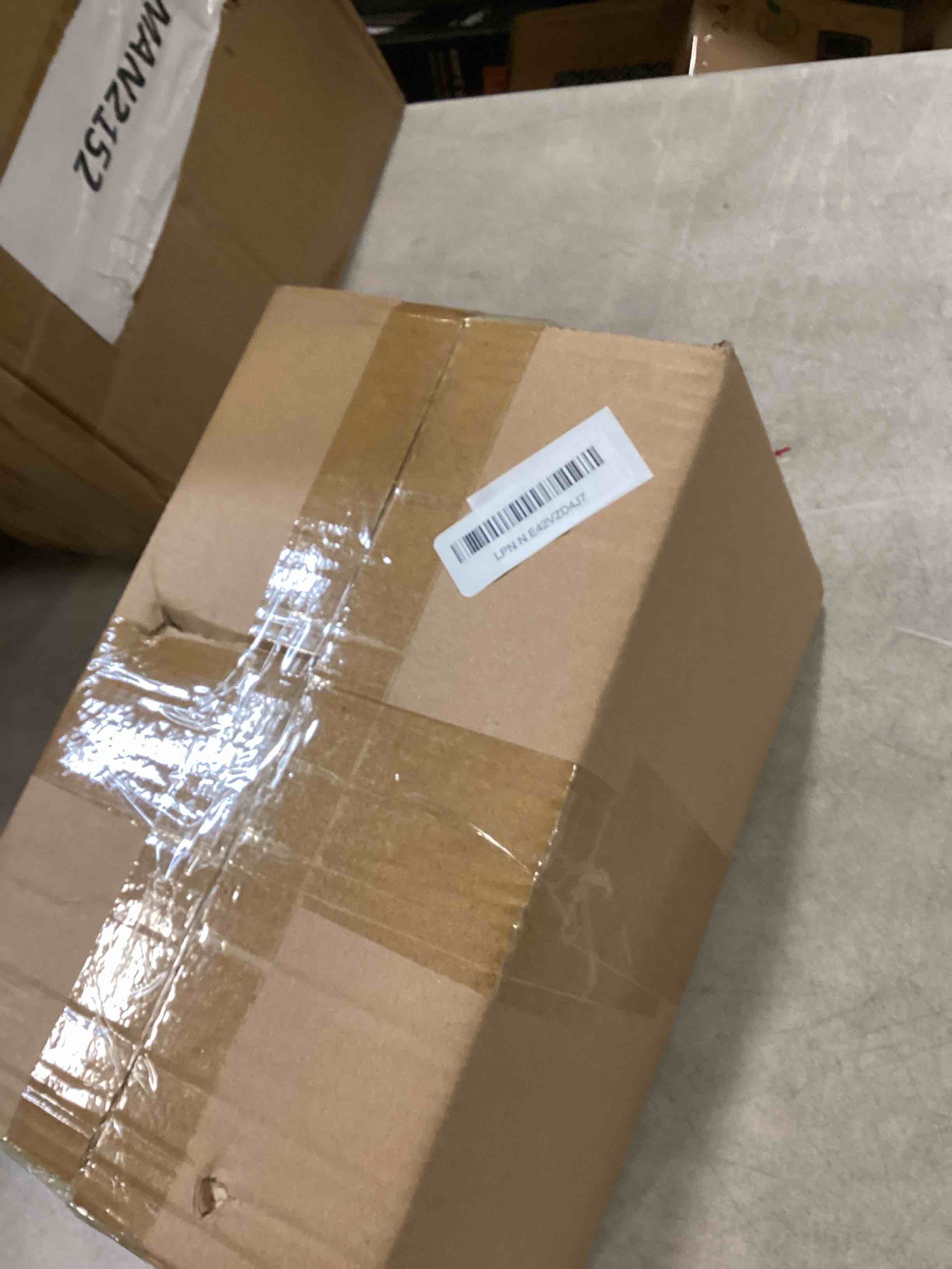 https://s3.amazonaws.com/lotting-images-prod/bidfta/RED6772921_1722525124848.jpeg