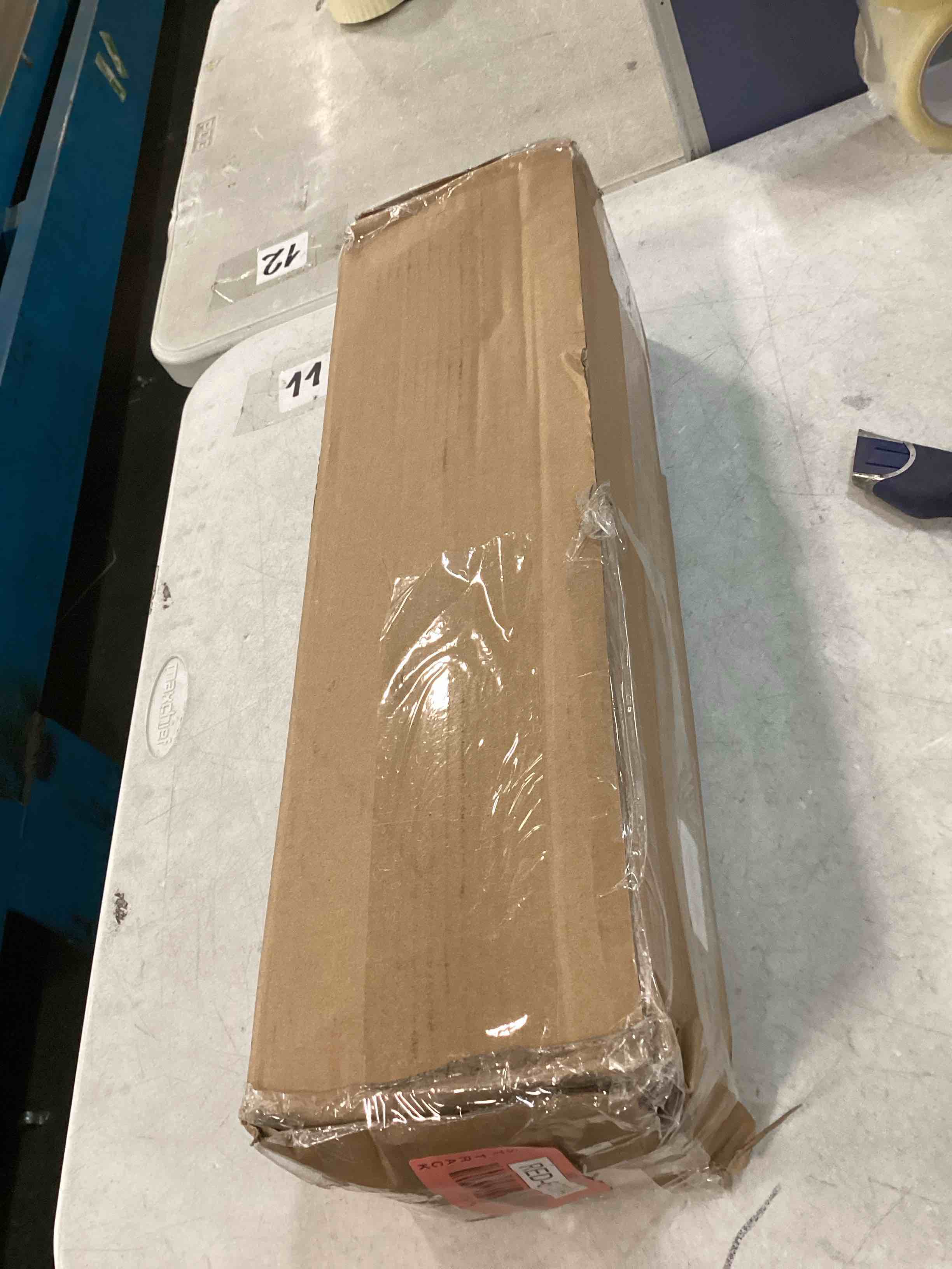 https://s3.amazonaws.com/lotting-images-prod/bidfta/RED6773044_1722878986727.jpeg