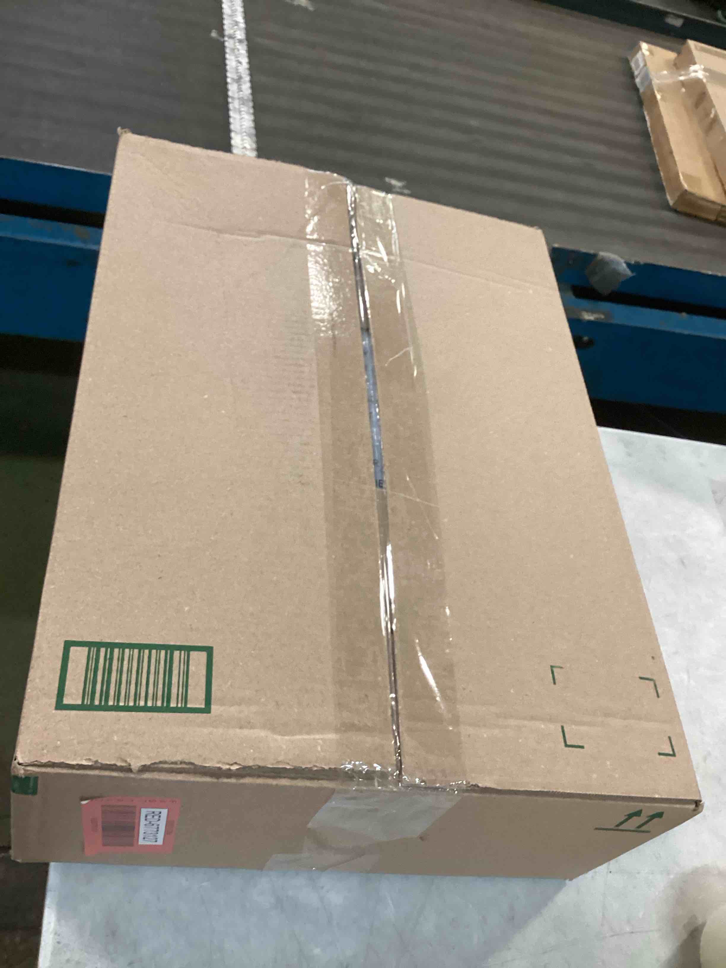 https://s3.amazonaws.com/lotting-images-prod/bidfta/RED6773127_1722889074321.jpeg