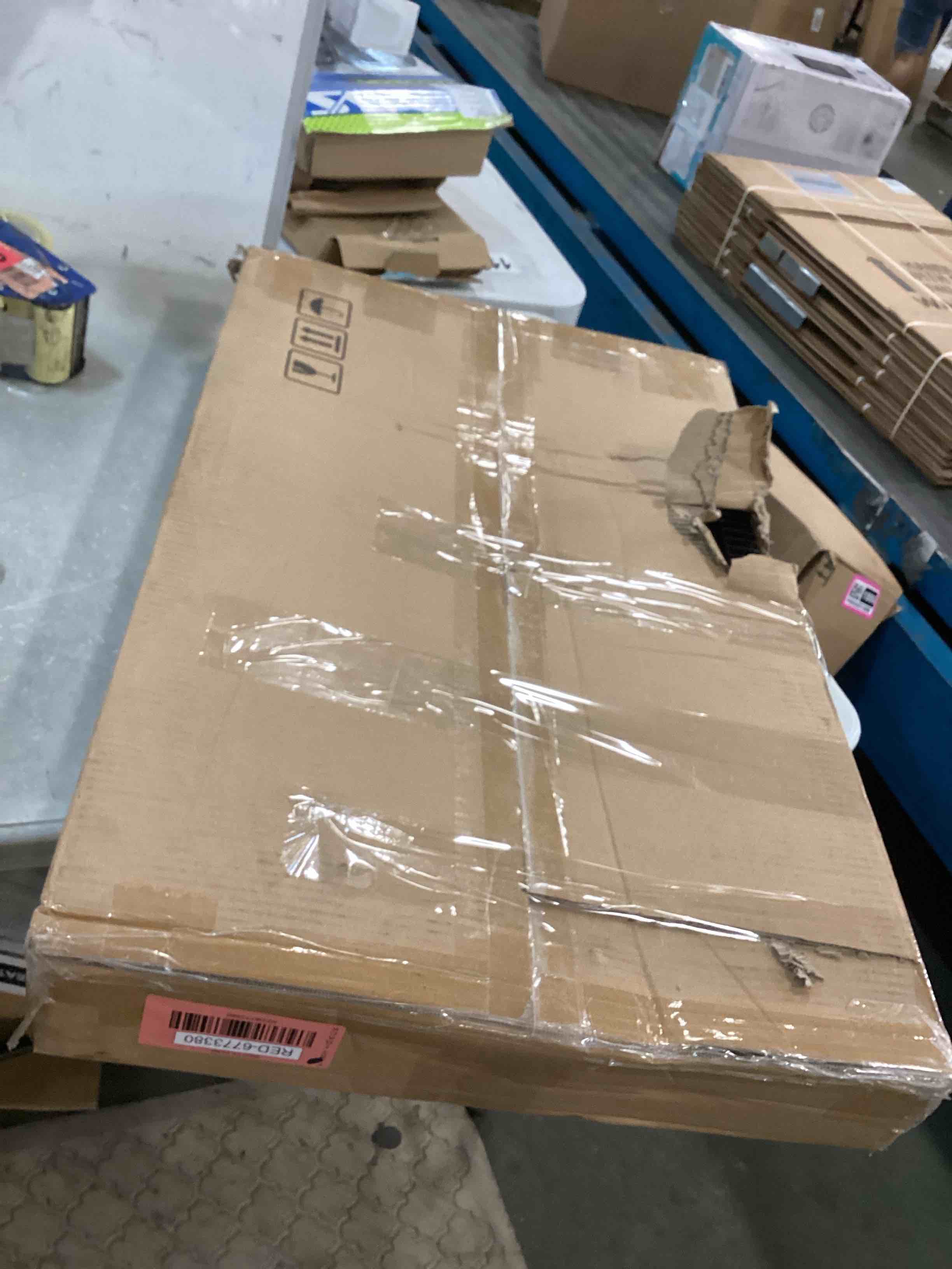 https://s3.amazonaws.com/lotting-images-prod/bidfta/RED6773380_1722973958321.jpeg