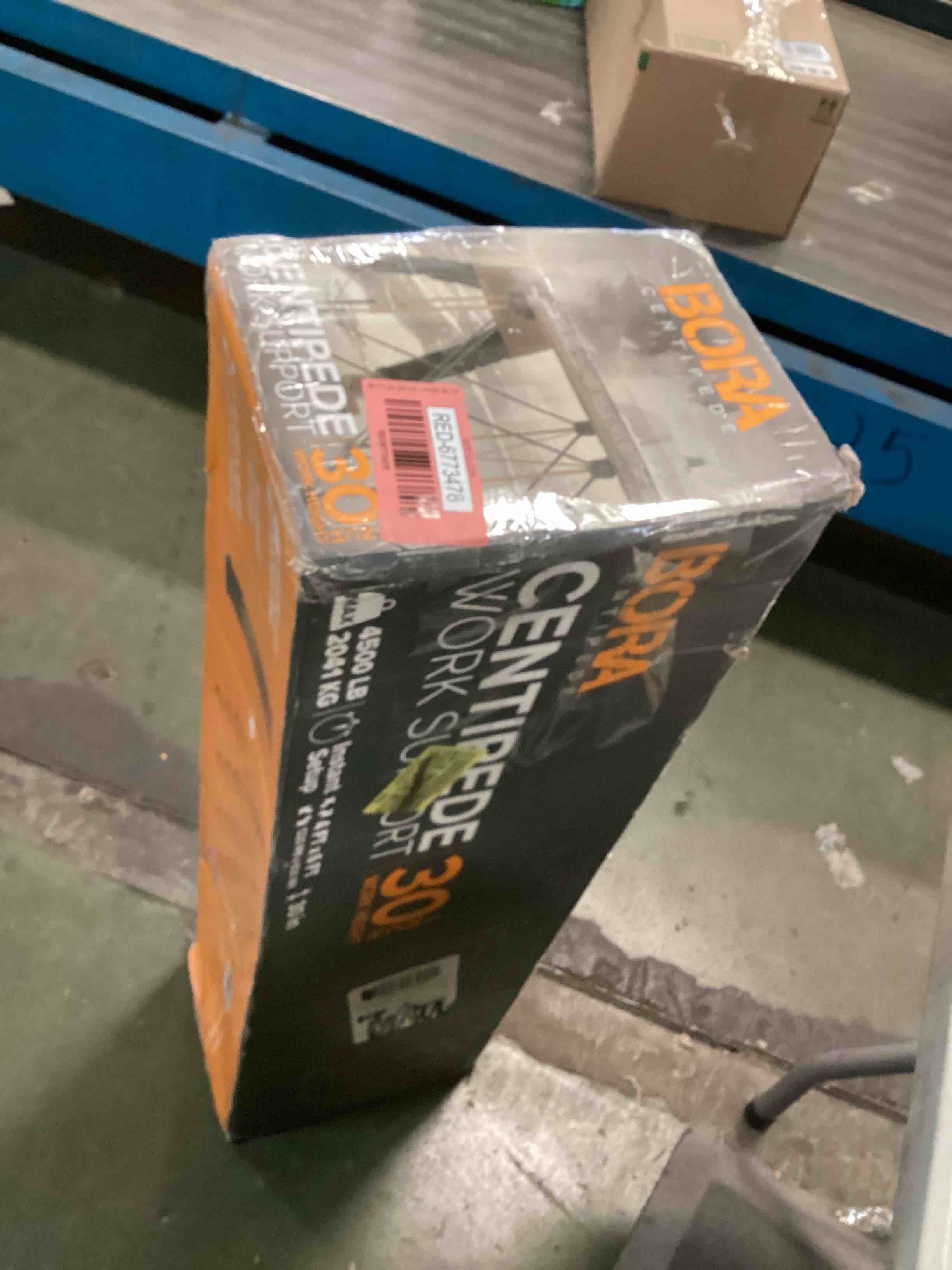 https://s3.amazonaws.com/lotting-images-prod/bidfta/RED6773478_1723044363614.jpeg