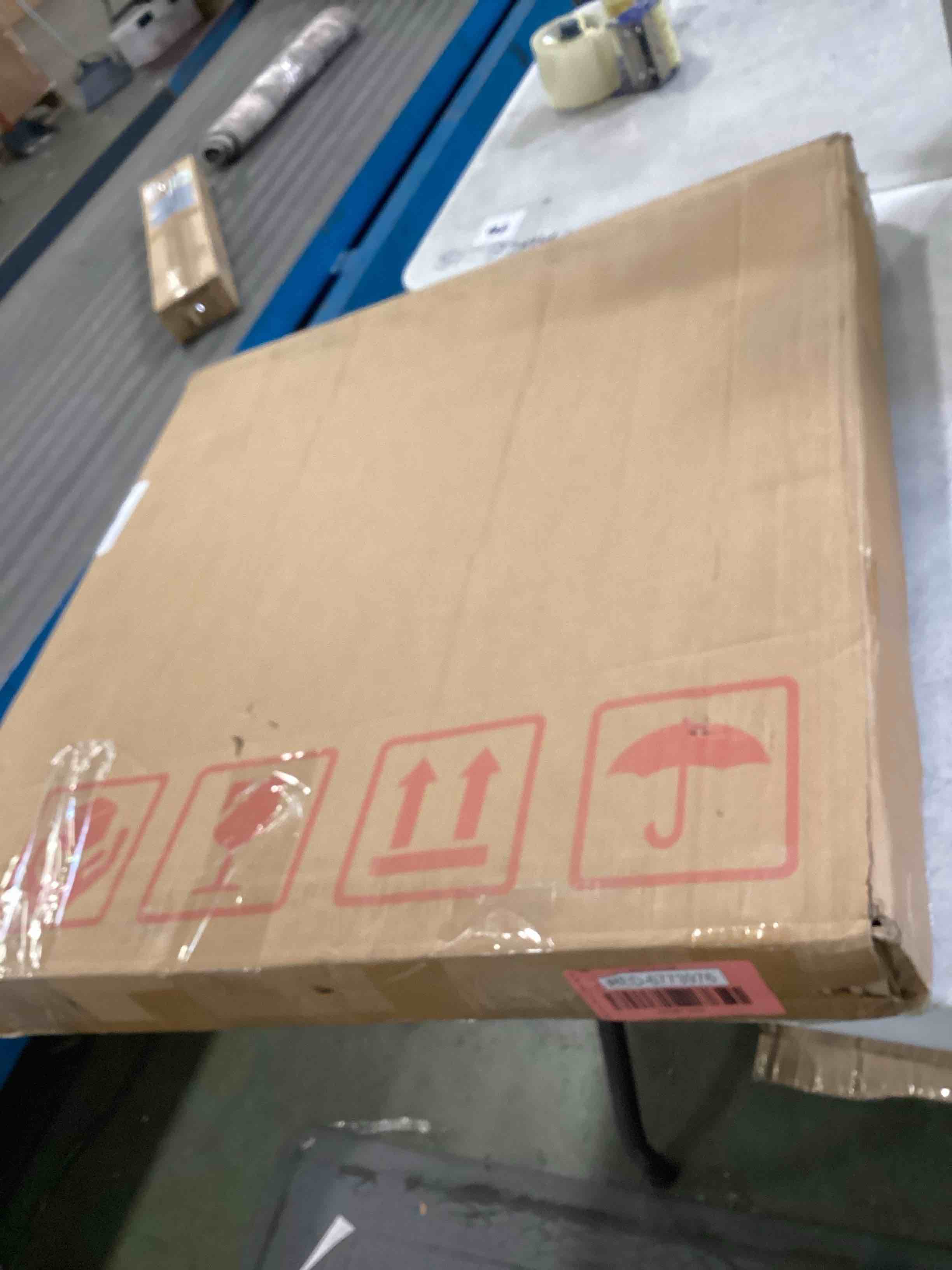 https://s3.amazonaws.com/lotting-images-prod/bidfta/RED6773976_1723218079546.jpeg