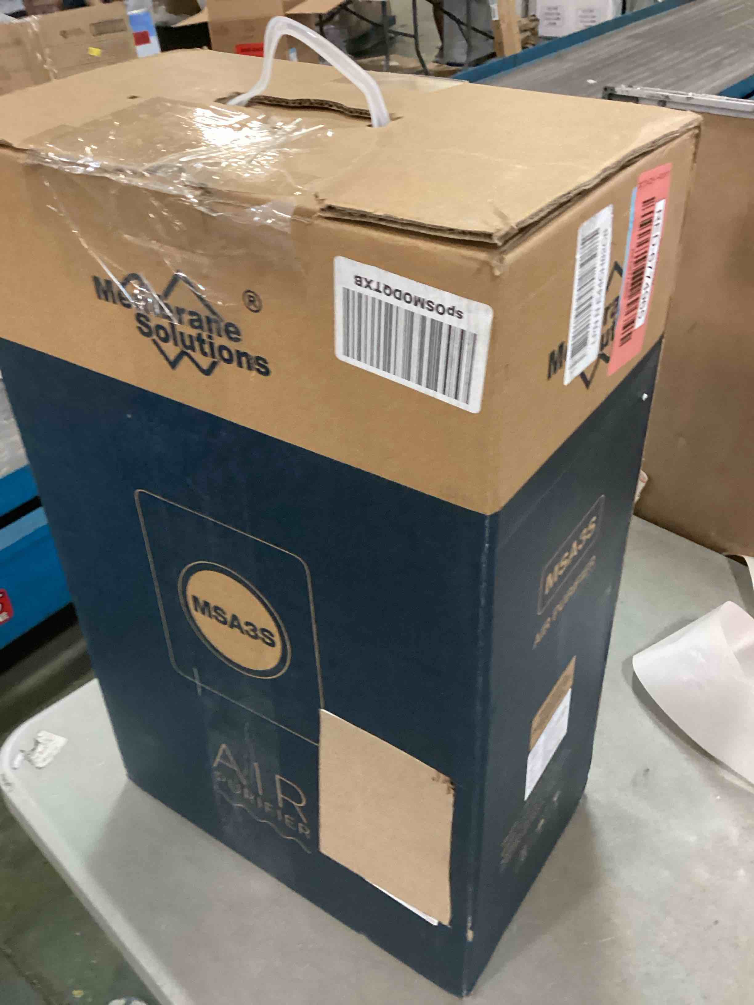 https://s3.amazonaws.com/lotting-images-prod/bidfta/RED6774965_1722429219252.jpeg