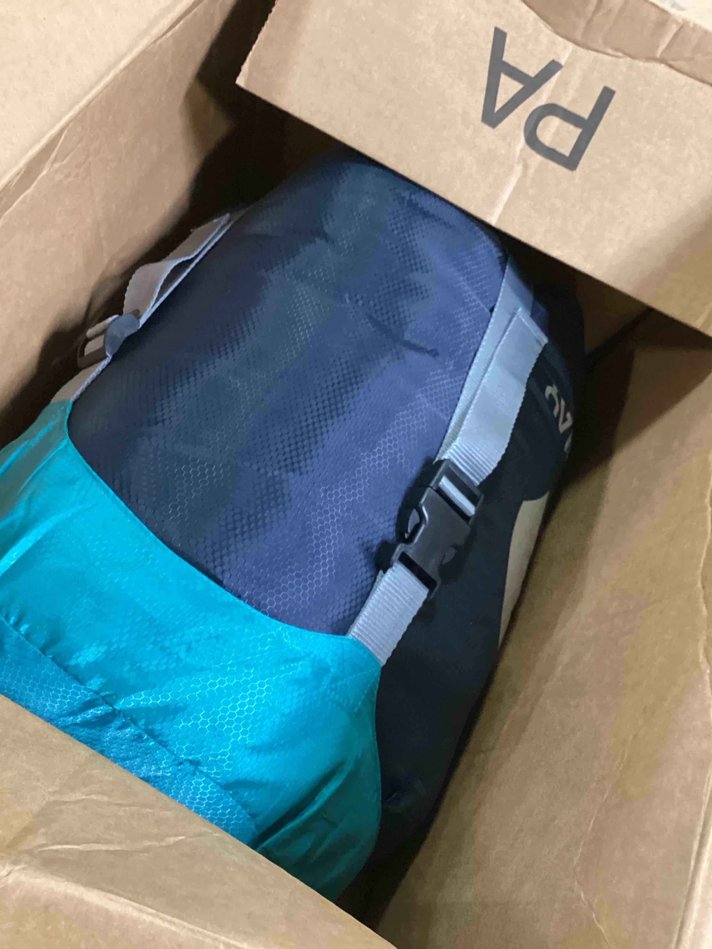 https://s3.amazonaws.com/lotting-images-prod/bidfta/RED6776475_1723060961683.jpeg
