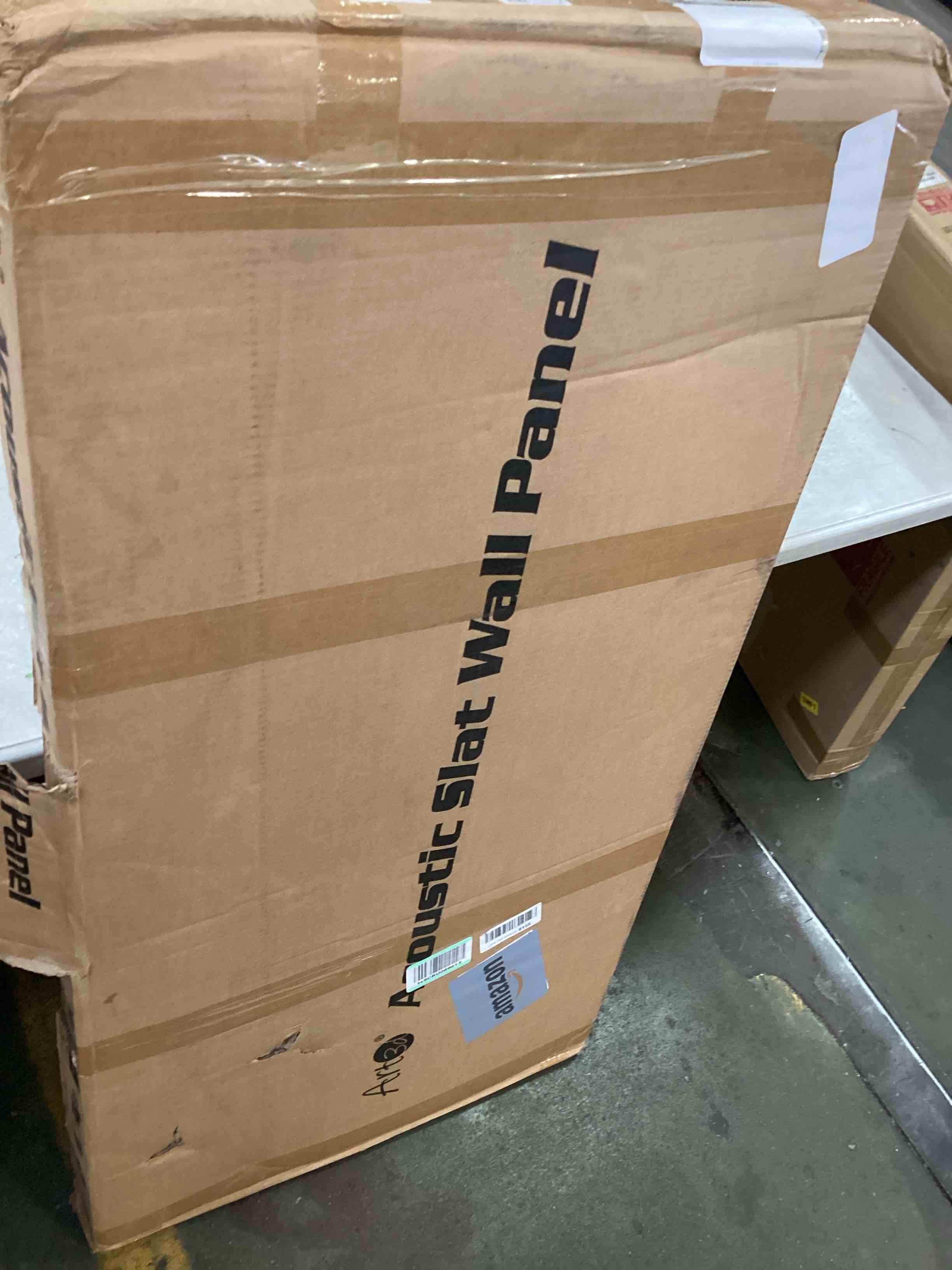 https://s3.amazonaws.com/lotting-images-prod/bidfta/RED6776560_1723129587102.jpeg