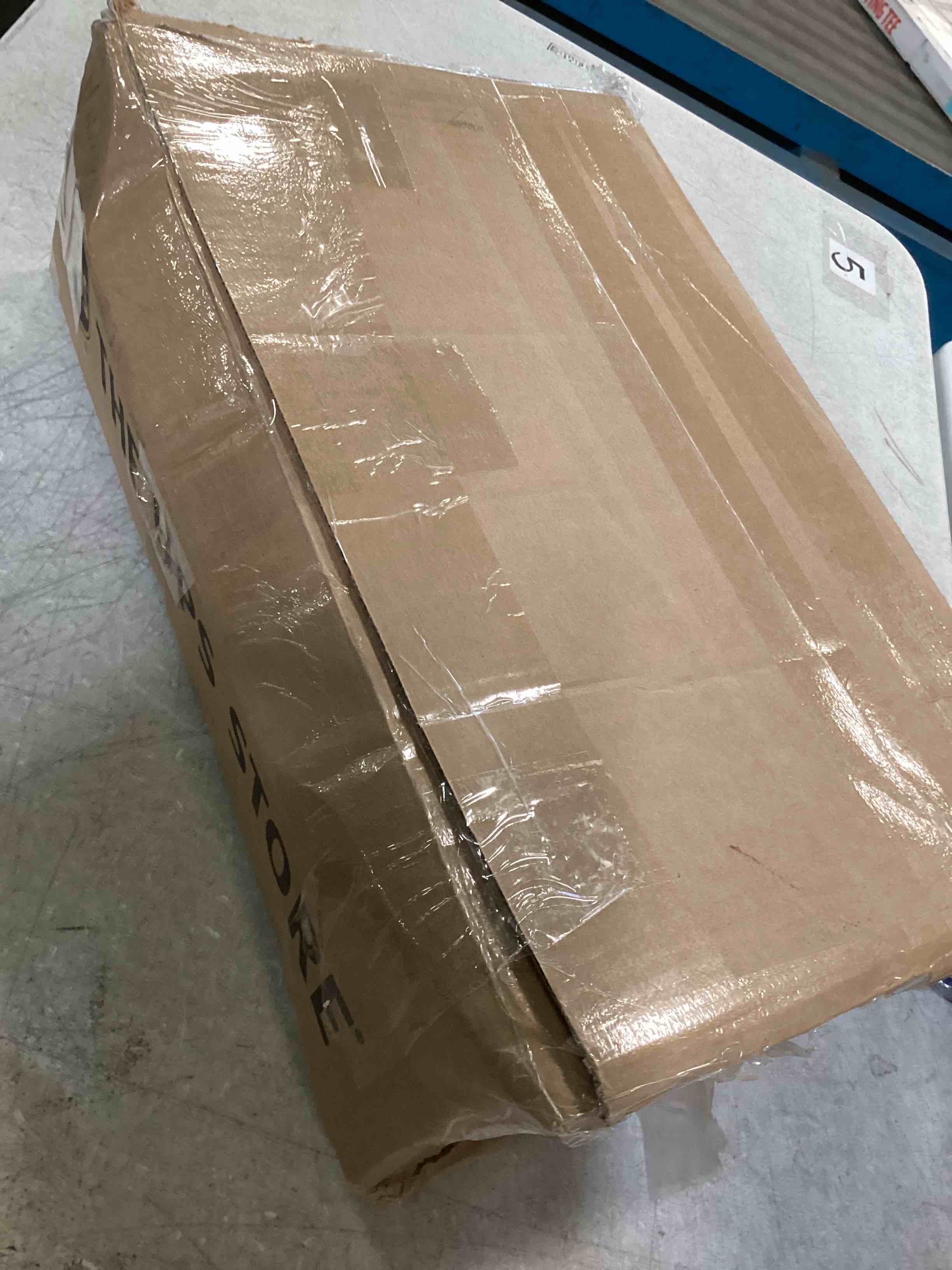 https://s3.amazonaws.com/lotting-images-prod/bidfta/RED6776814_1723220230353.jpeg