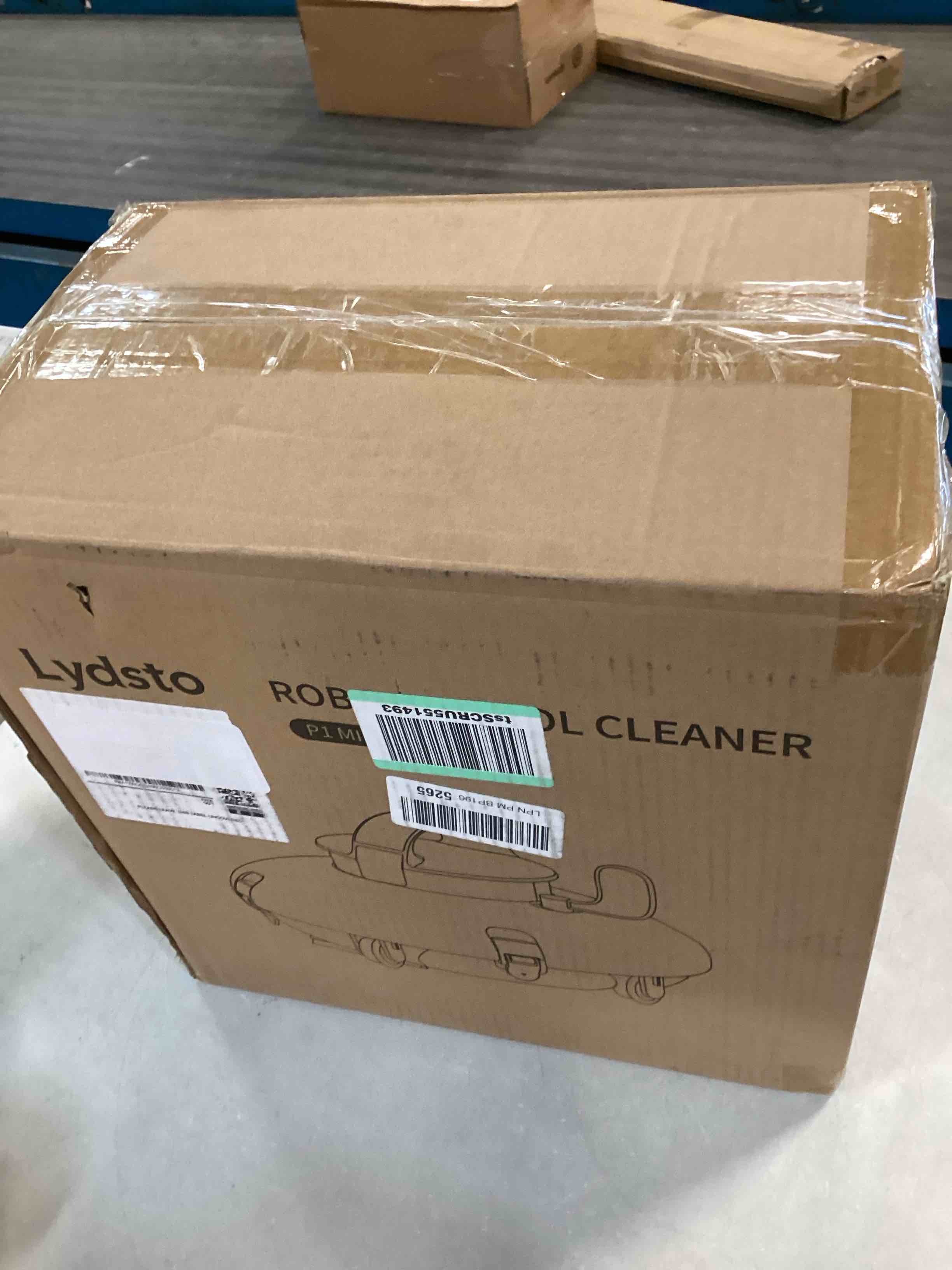 https://s3.amazonaws.com/lotting-images-prod/bidfta/RED6776945_1723467500861.jpeg
