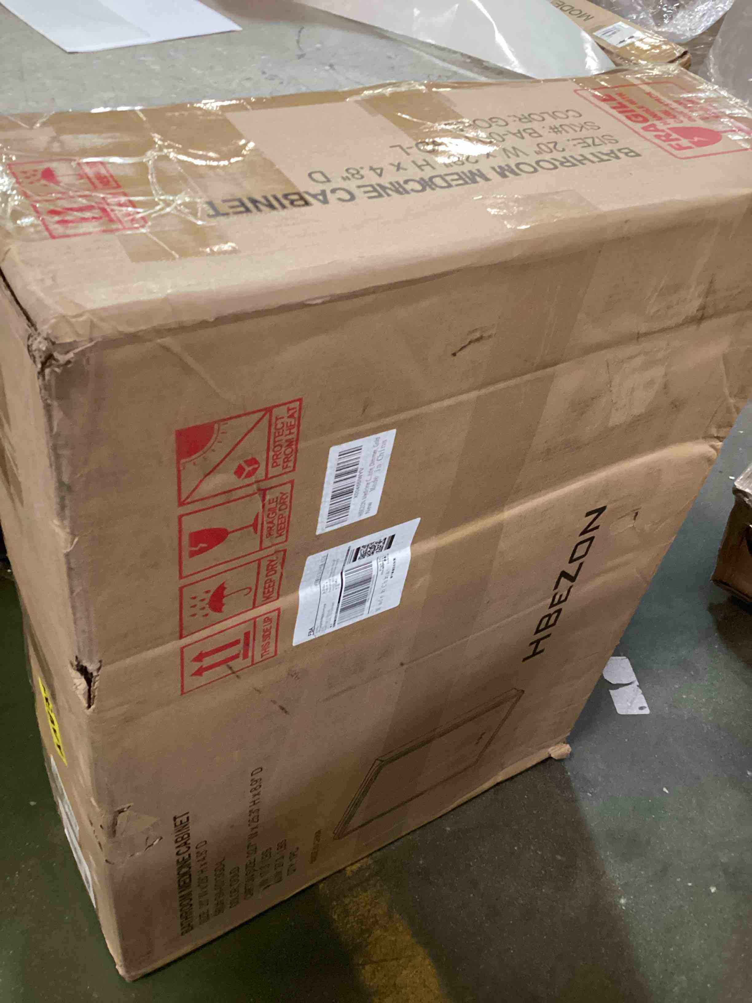 https://s3.amazonaws.com/lotting-images-prod/bidfta/RED6777222_1723561329580.jpeg