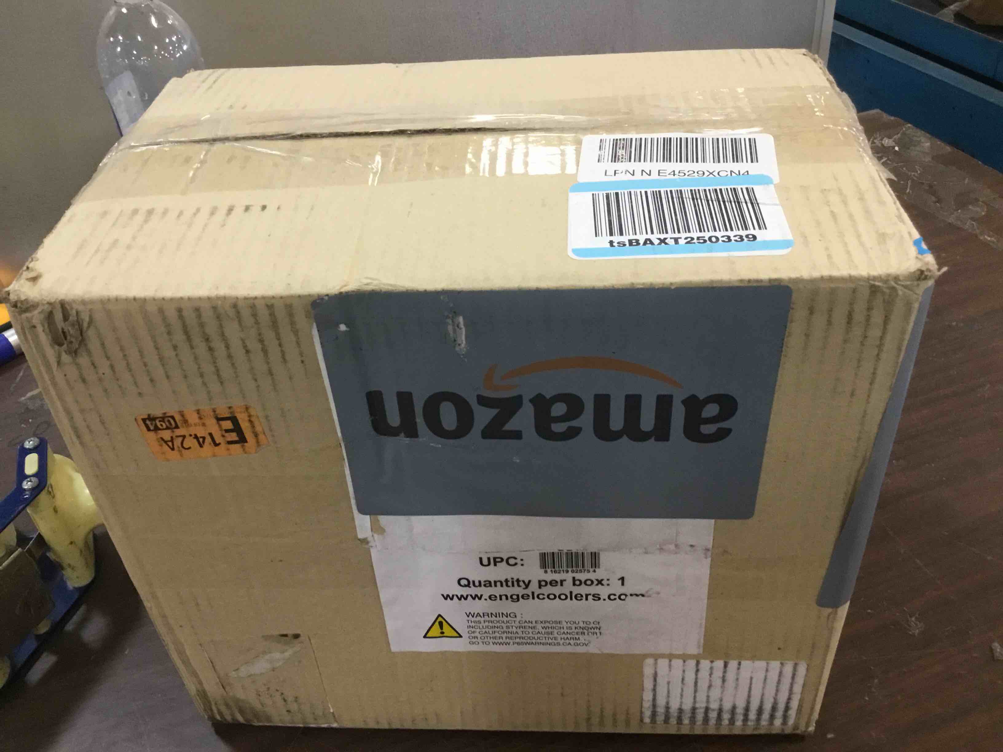 https://s3.amazonaws.com/lotting-images-prod/bidfta/RED6778945_1722090402582.jpeg