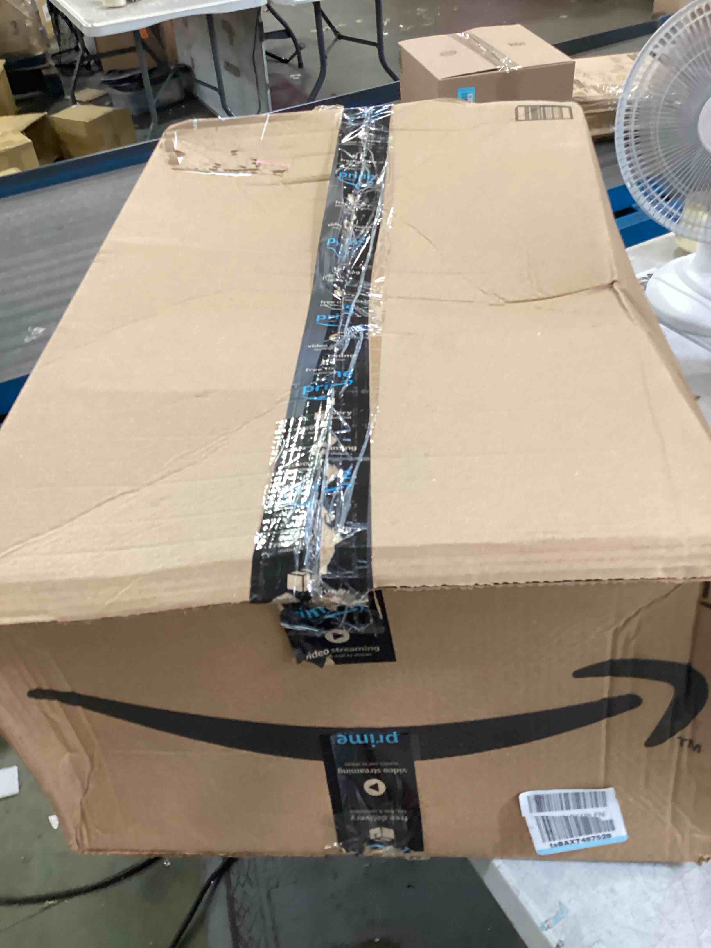 https://s3.amazonaws.com/lotting-images-prod/bidfta/RED6779065_1722347407426.jpeg