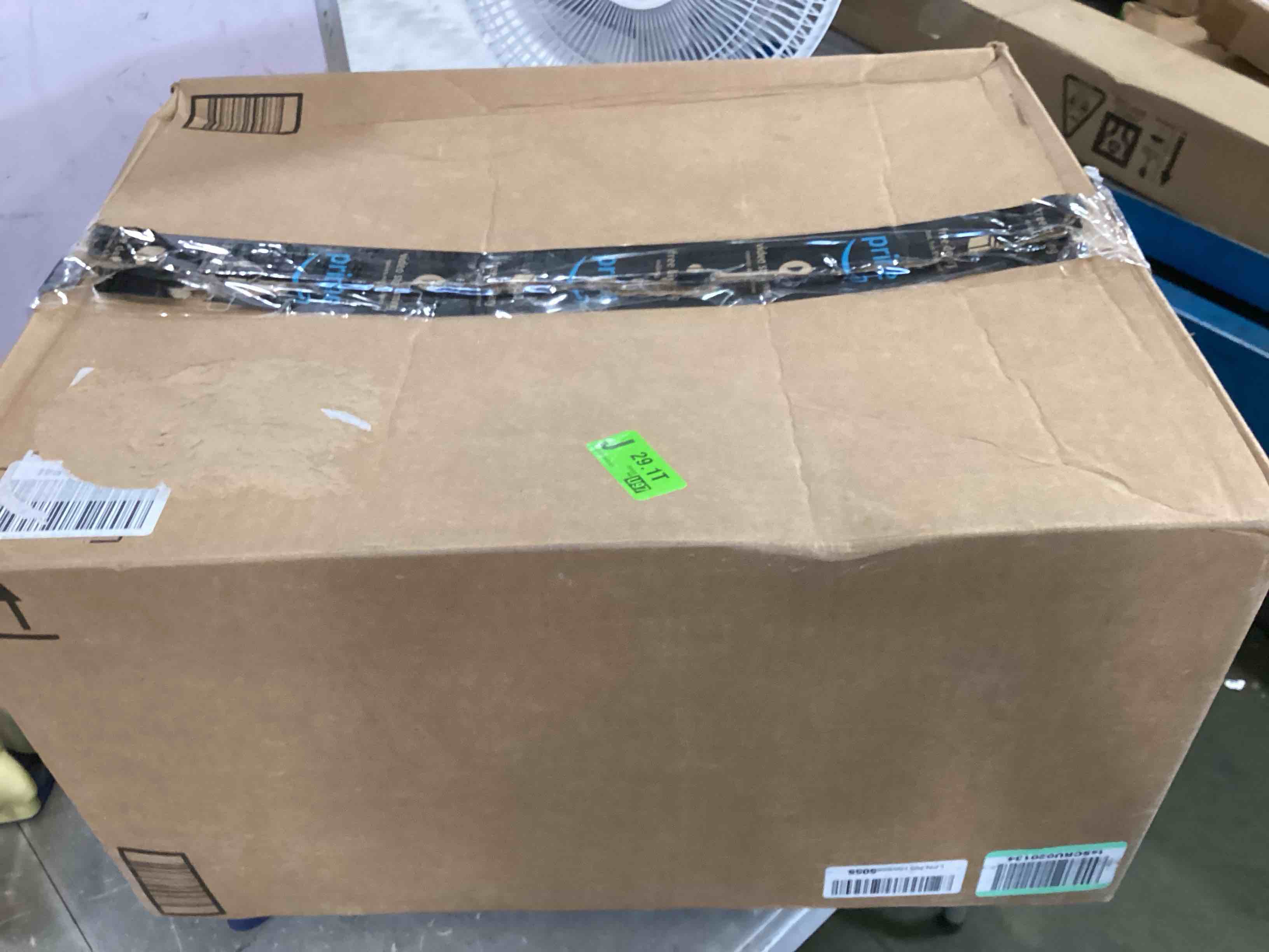 https://s3.amazonaws.com/lotting-images-prod/bidfta/RED6779465_1722430566996.jpeg
