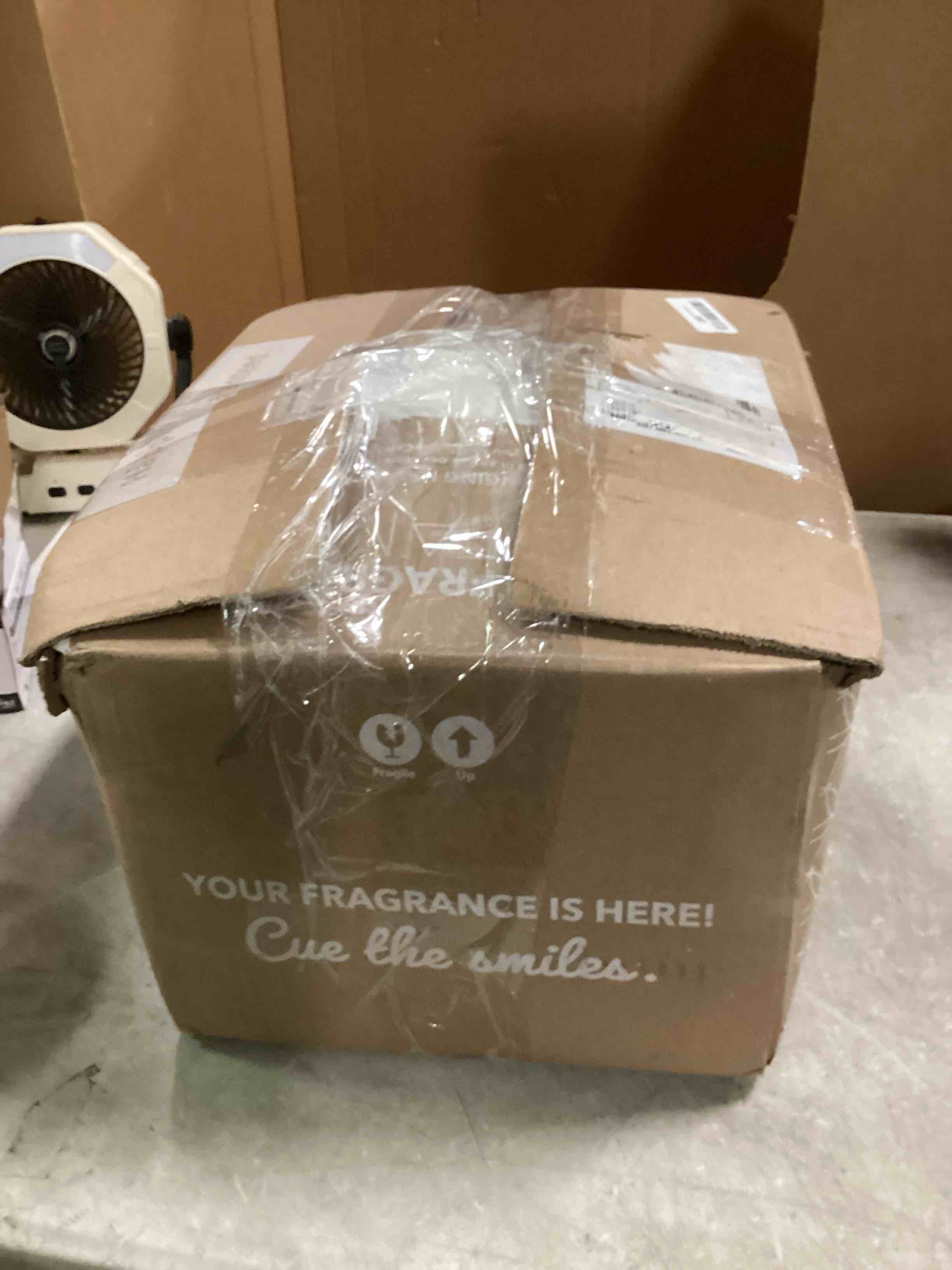 https://s3.amazonaws.com/lotting-images-prod/bidfta/RED6782215_1721934061203.jpeg