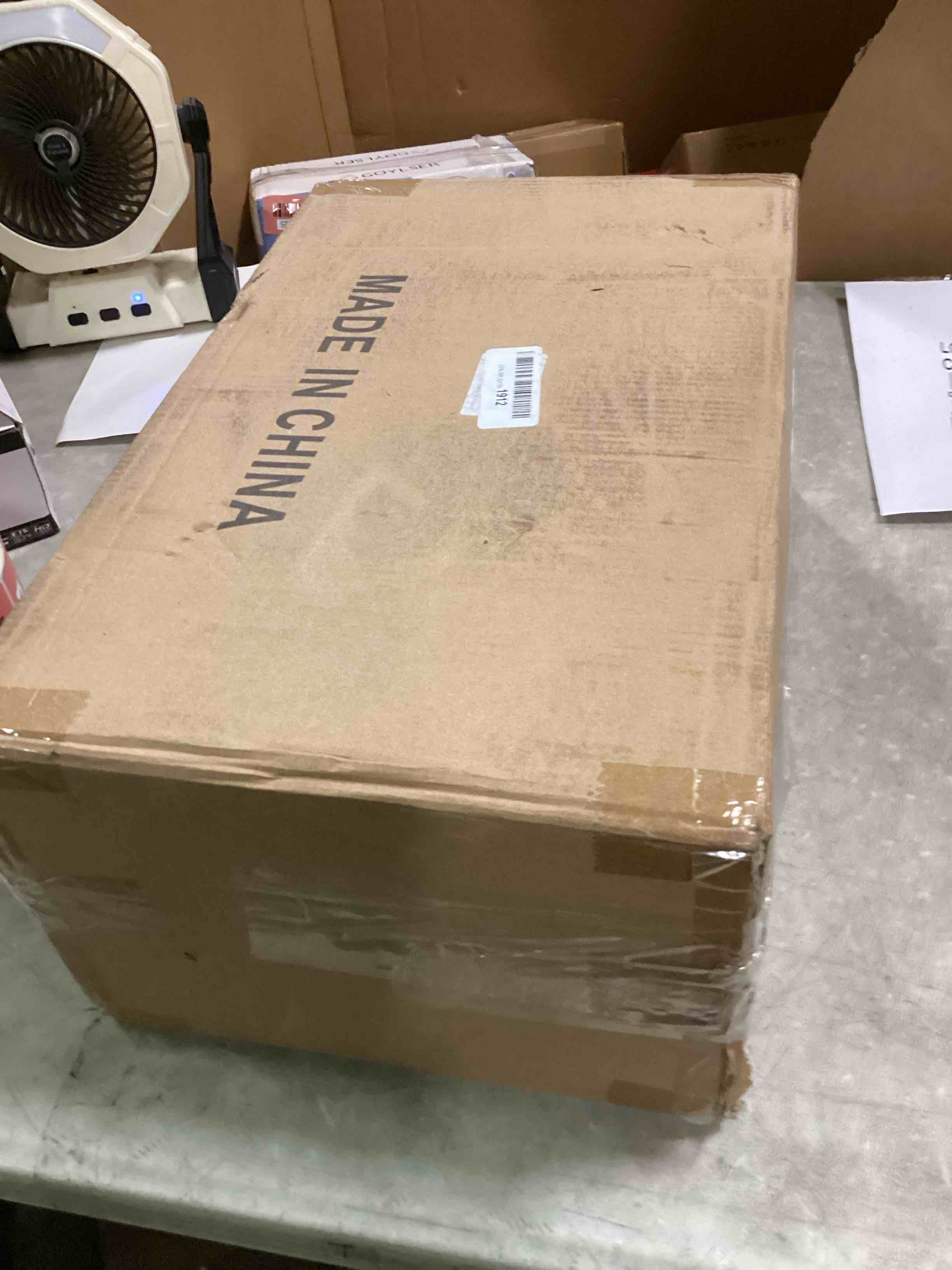 https://s3.amazonaws.com/lotting-images-prod/bidfta/RED6782227_1721935063733.jpeg