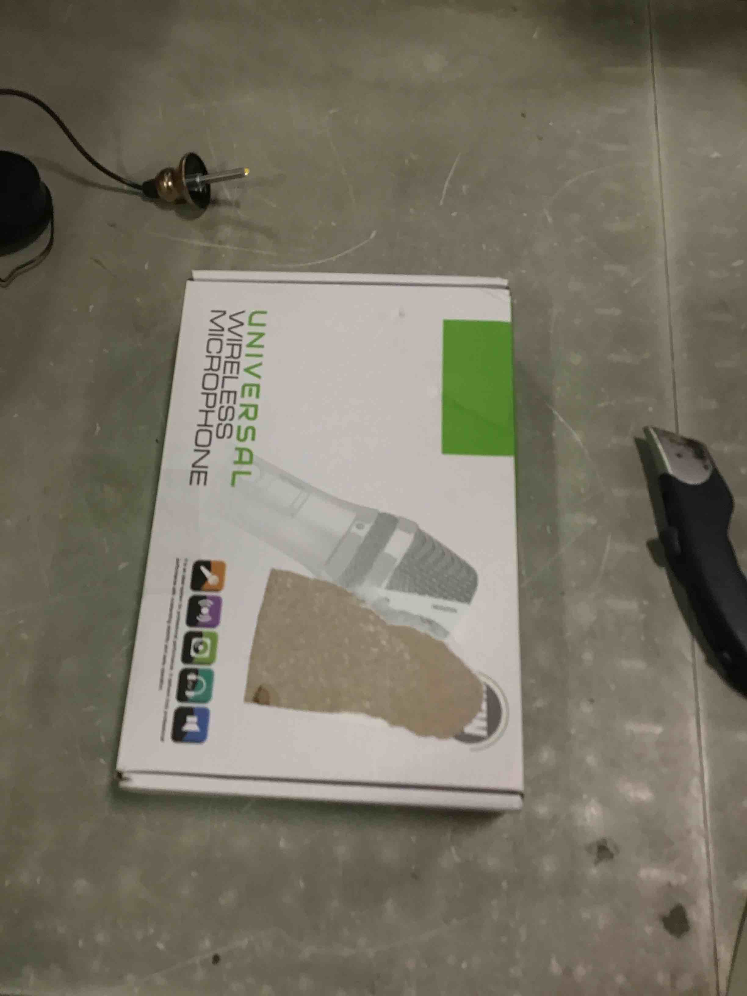https://s3.amazonaws.com/lotting-images-prod/bidfta/RED6784628_1722447431777.jpeg