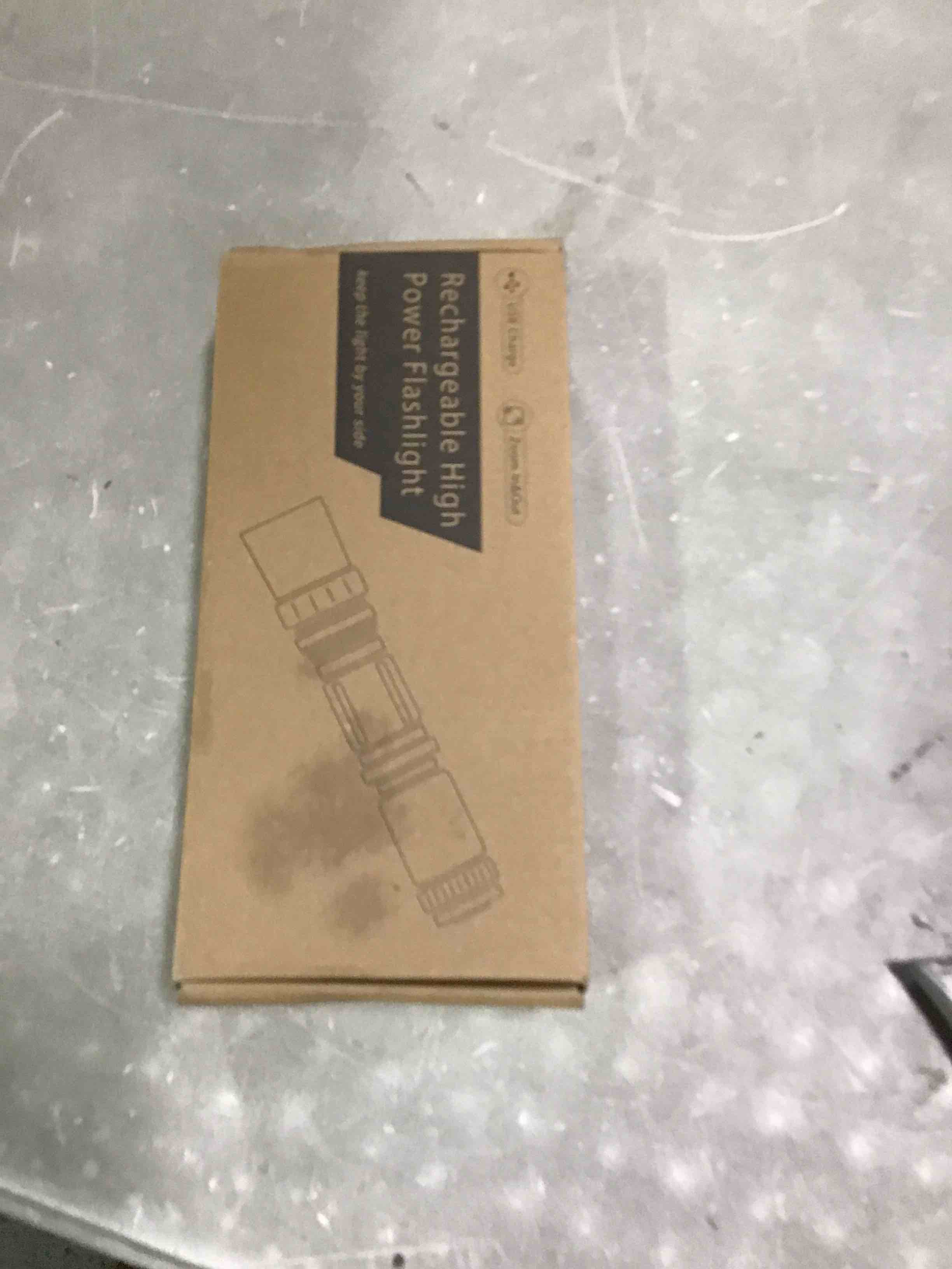 https://s3.amazonaws.com/lotting-images-prod/bidfta/RED6784642_1722448278853.jpeg