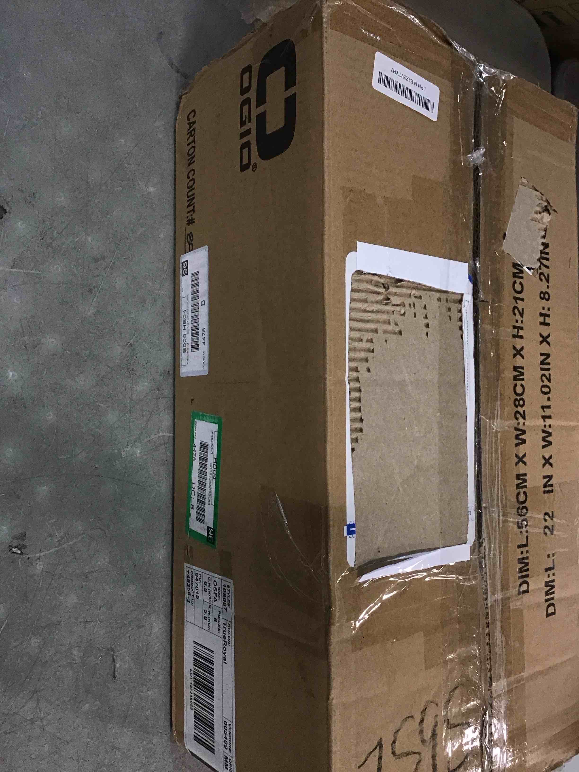 https://s3.amazonaws.com/lotting-images-prod/bidfta/RED6785753_1722536636399.jpeg